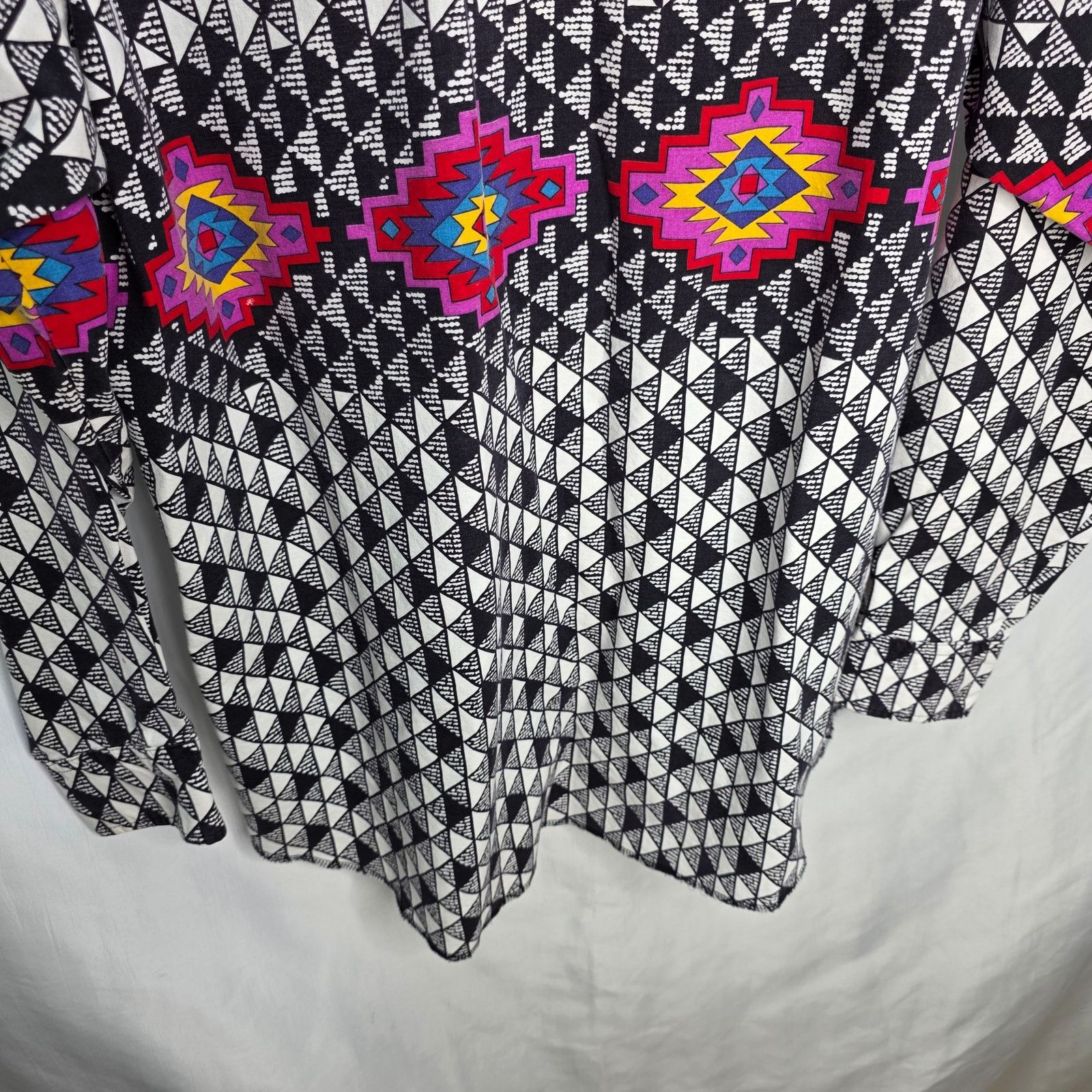Wrangler Vintage Wrangler Cowboy Cut Black & White Aztec Shirt Size US M / EU 48-50 / 2 - 13 Thumbnail