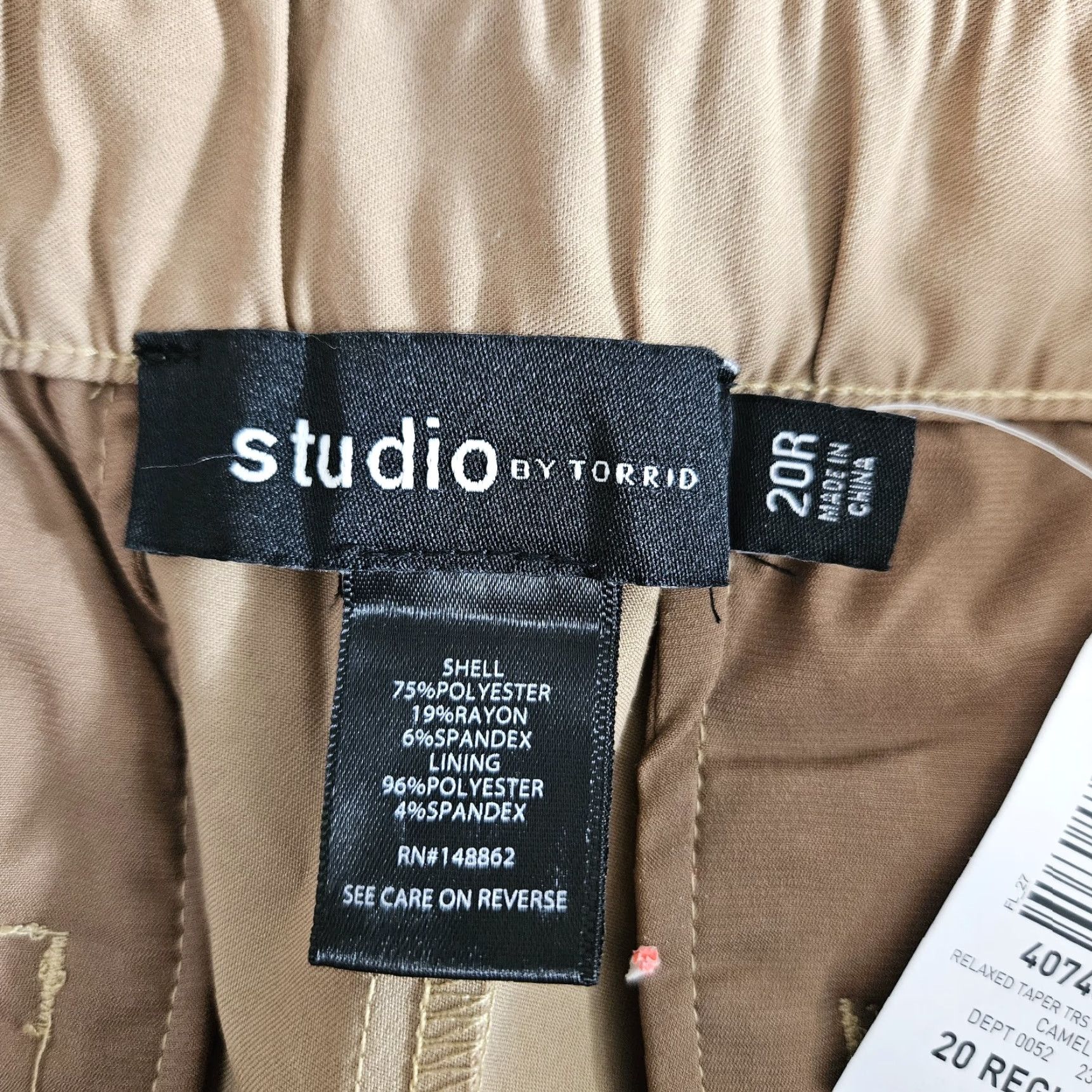 Torrid Torrid Women's Relaxed Taper City Twill Pant Sz 20R Camel Size 42" / US 20 - 6 Thumbnail