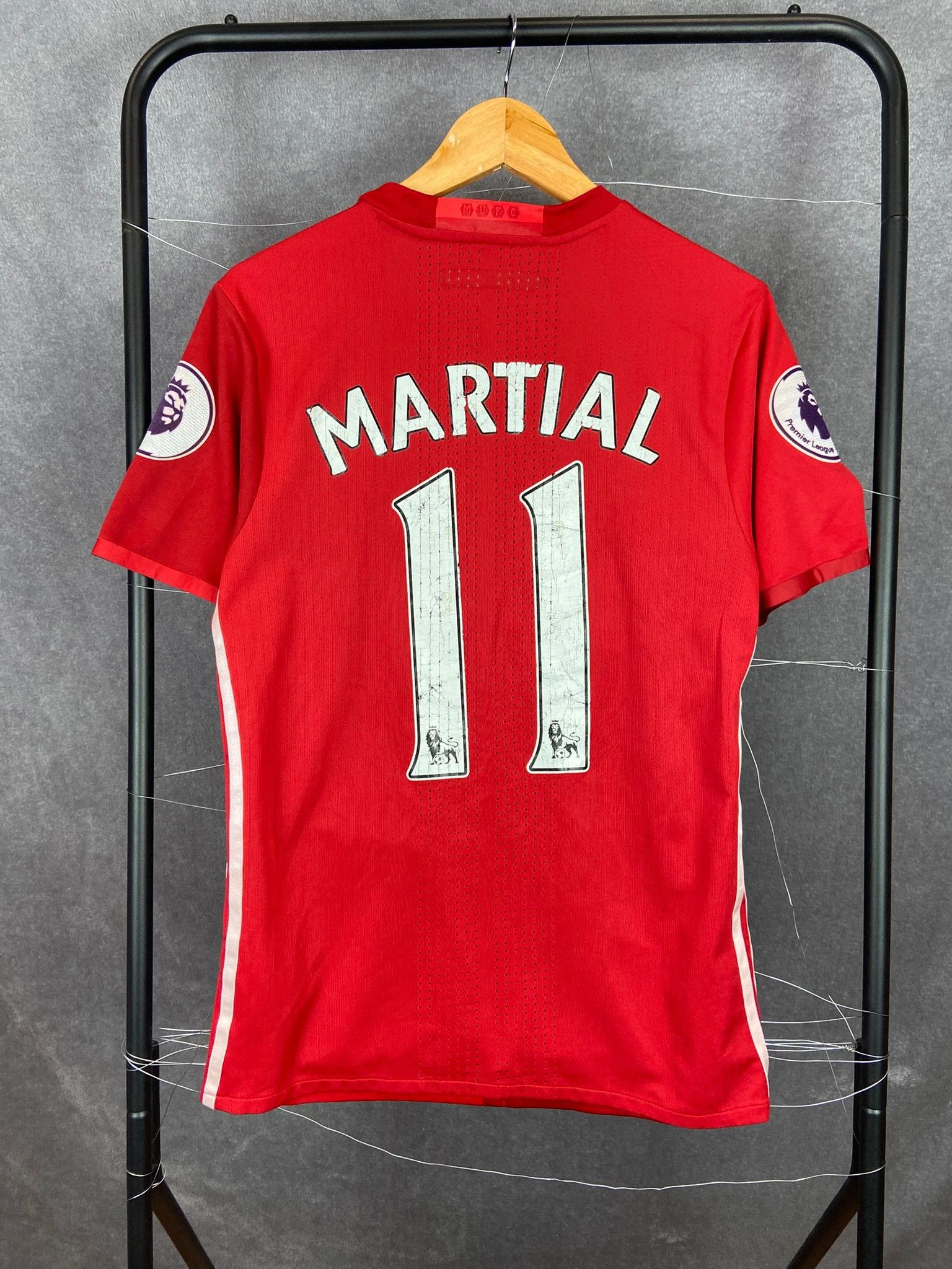 Adidas Adidas Manchester United Martial Jersey S Size US S / EU 44-46 / 1 - 1 Thumbnail