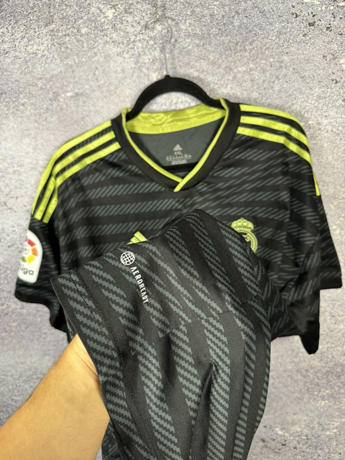 Other Vintage Real Madrid 2022/23 Third Soccer Jersey 4XL Size US XXL / EU 58 / 5 - 7 Thumbnail
