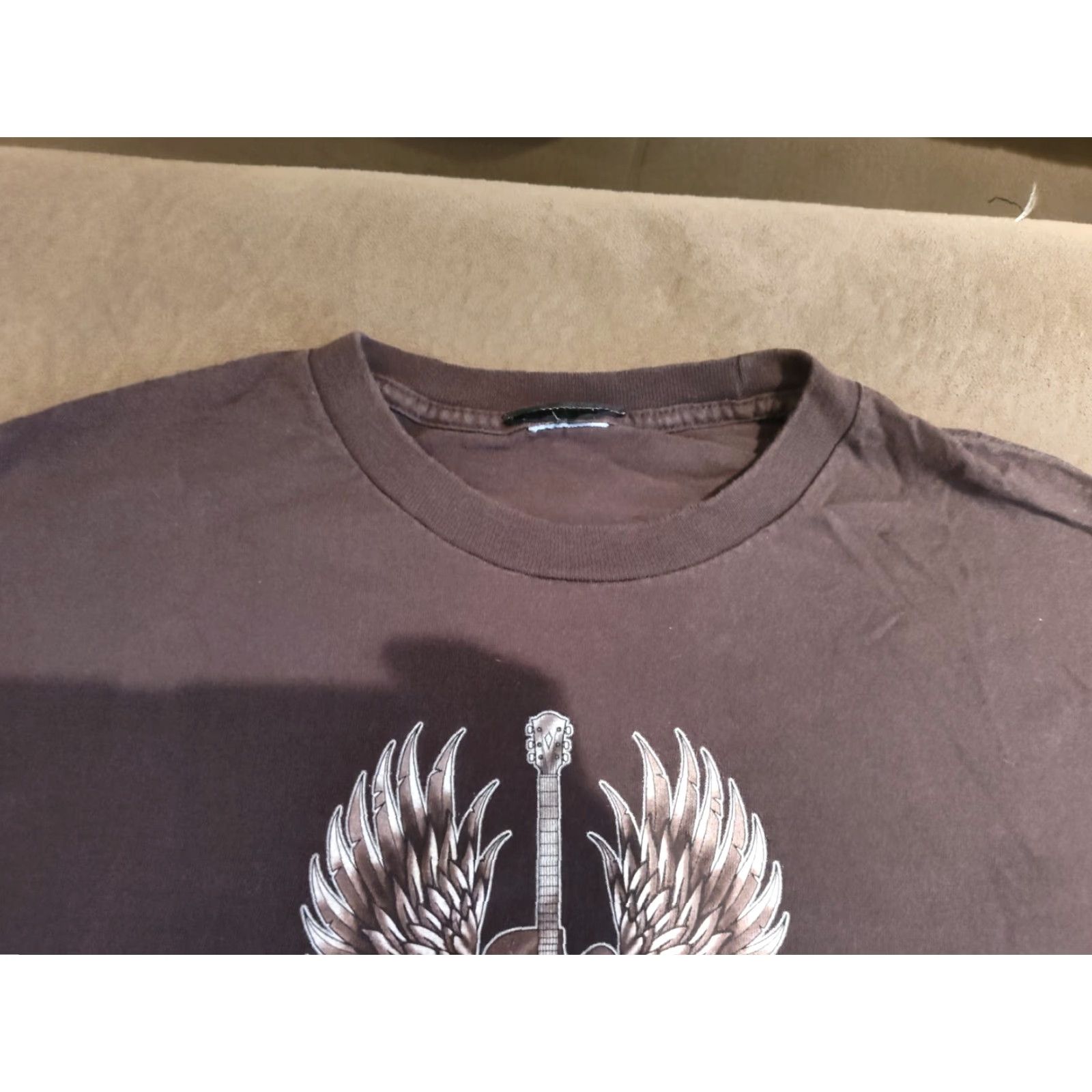 Fender VINTAGE Squier By Fender Shirt Guitars Short Sleeve Crew Neck Men L Brown Angel Wings Rock Bohemian 70s 80s 90s Festival Logo Music American Dad Mens Size US L / EU 52-54 / 3 - 5 Thumbnail