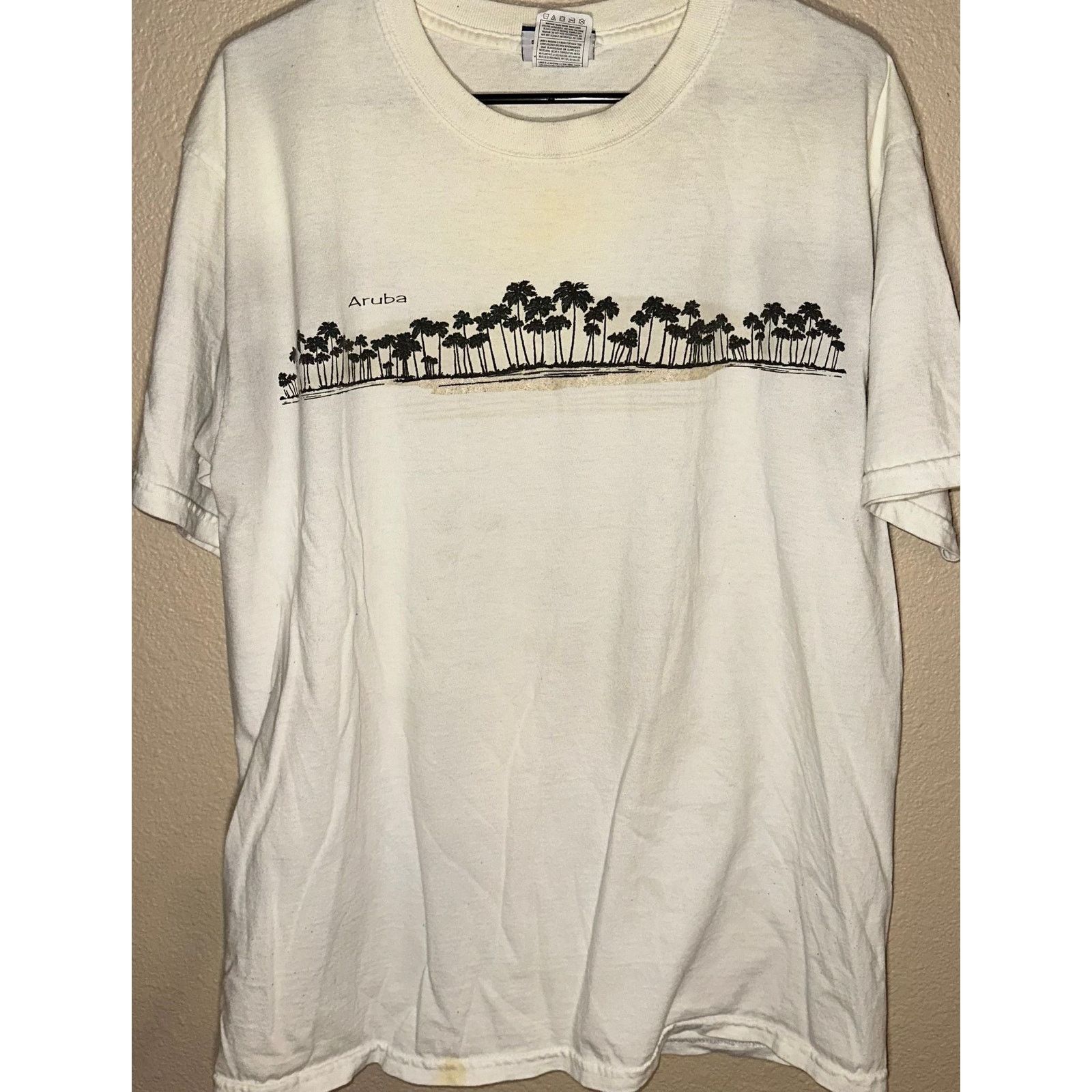 Other 🌴 Vintage “Aruba” Palm Tree Graphic Tee – Size L Size US L / EU 52-54 / 3 - 1 Thumbnail