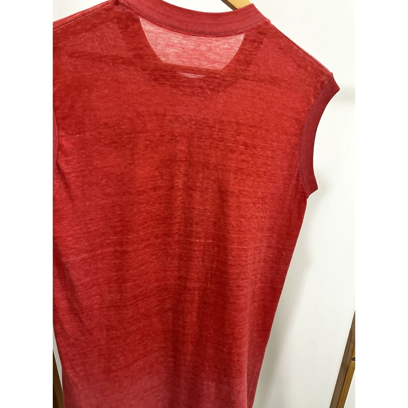 Vintage VTG 80s University Of Georgia Bulldogs T-Shirt Red L Sleeveless Distressed Worn Paper Thin Burnout Mens Size US L / EU 52-54 / 3 - 5 Thumbnail