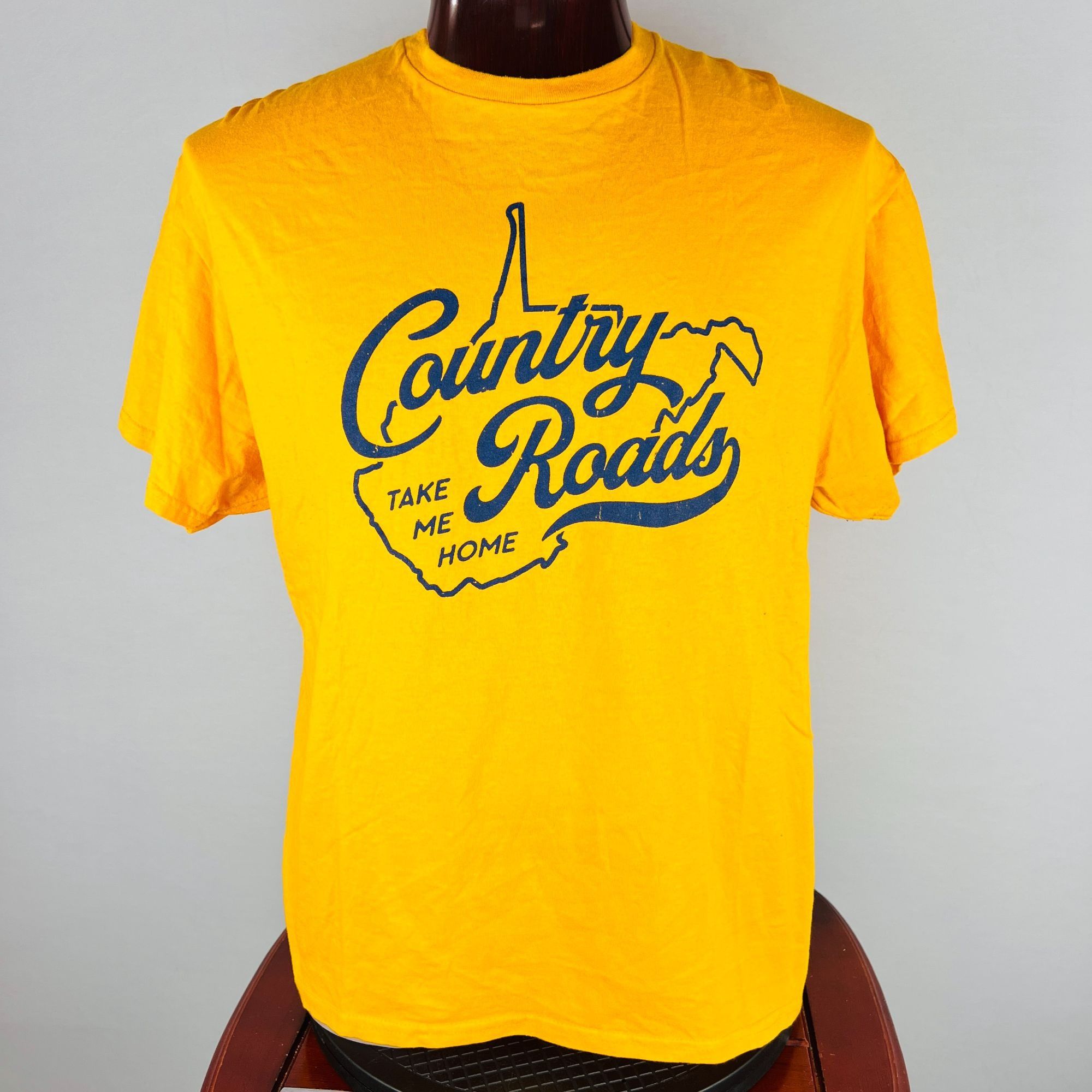 Gildan West Virginia Country Roads Take Me Home XL T-Shirt Shirt Size US XL / EU 56 / 4 - 1 Thumbnail