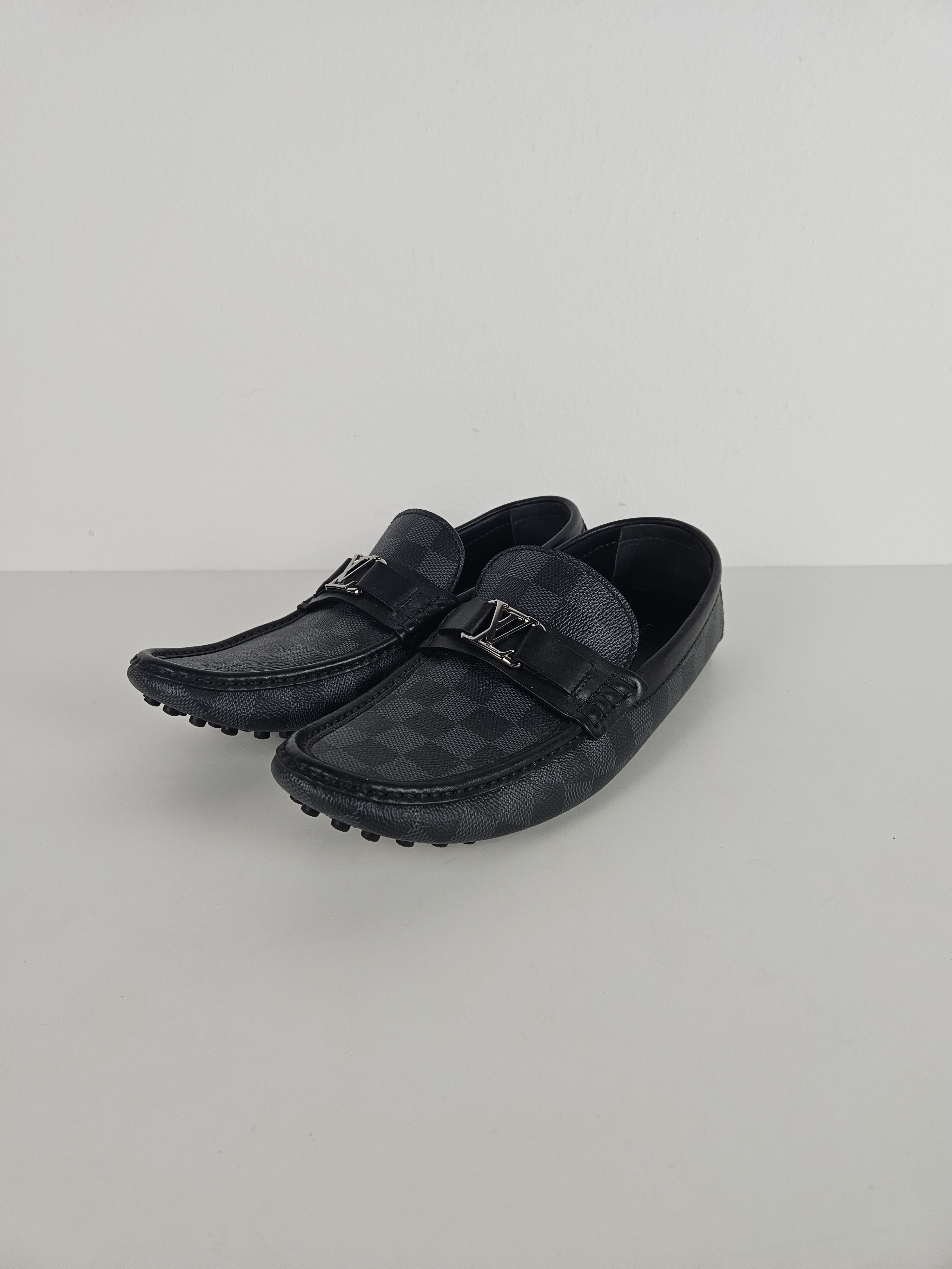 Louis Vuitton Louis Vuitton hockenheim moccasin damier graphite lv buckle Size US 9.5 / EU 42-43 - 2 Thumbnail