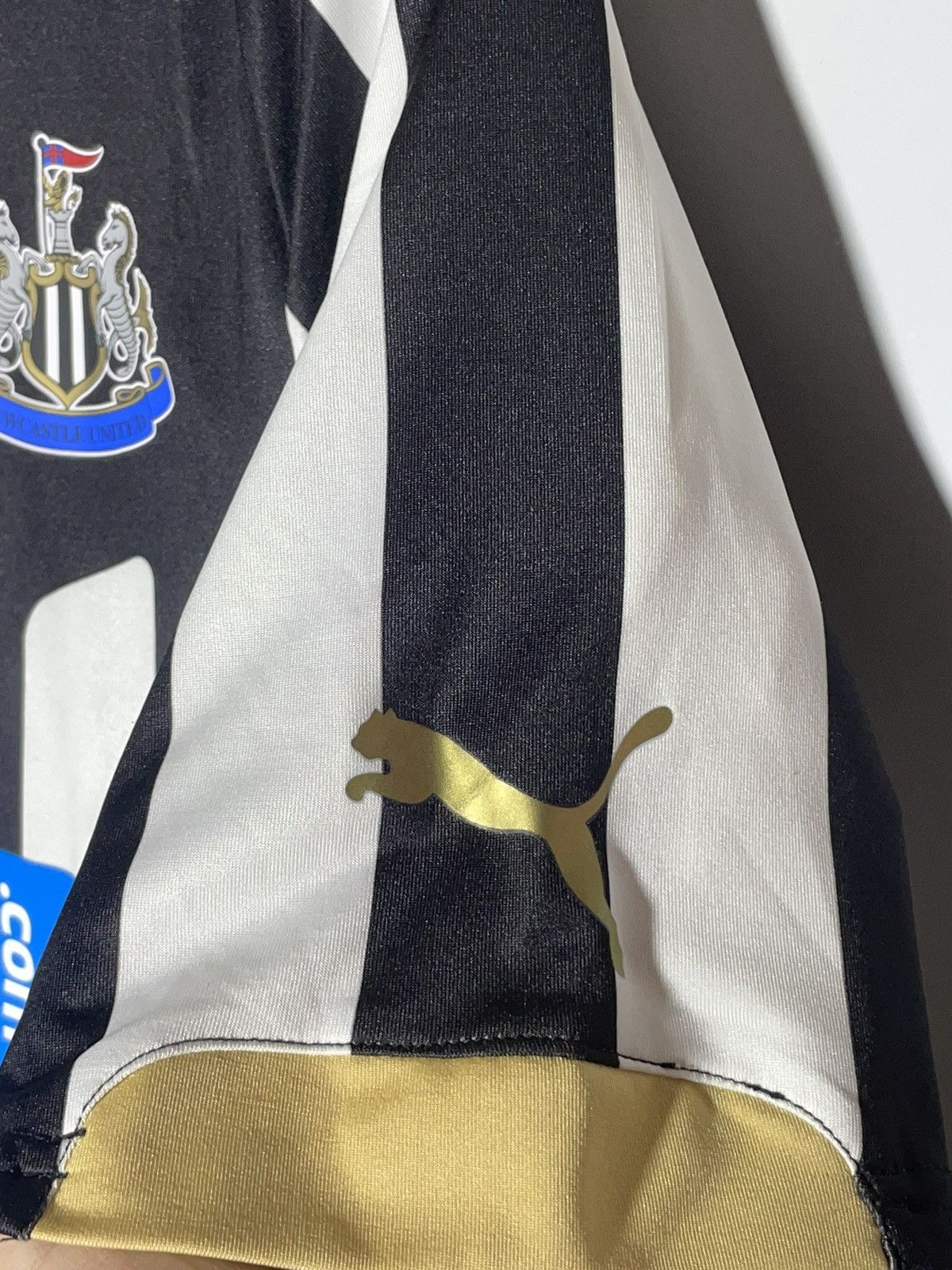 Puma Newcastle United Puma 2014/15 Home Player Issue Jersey Size US XL / EU 56 / 4 - 8 Thumbnail