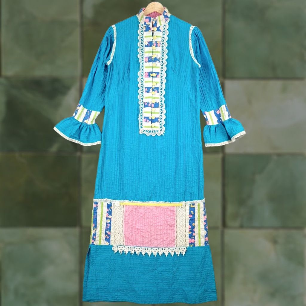 Folk VINTAGE Georgia Charuhas Maxi Dress Womens 8 Mexican Prairie Folk Eclectic Frida Dress Blue 70s 3/4 Sleeve Bell Mock Neck Casual Party/Cocktail Size M / US 6-8 / IT 42-44 - 1 Thumbnail