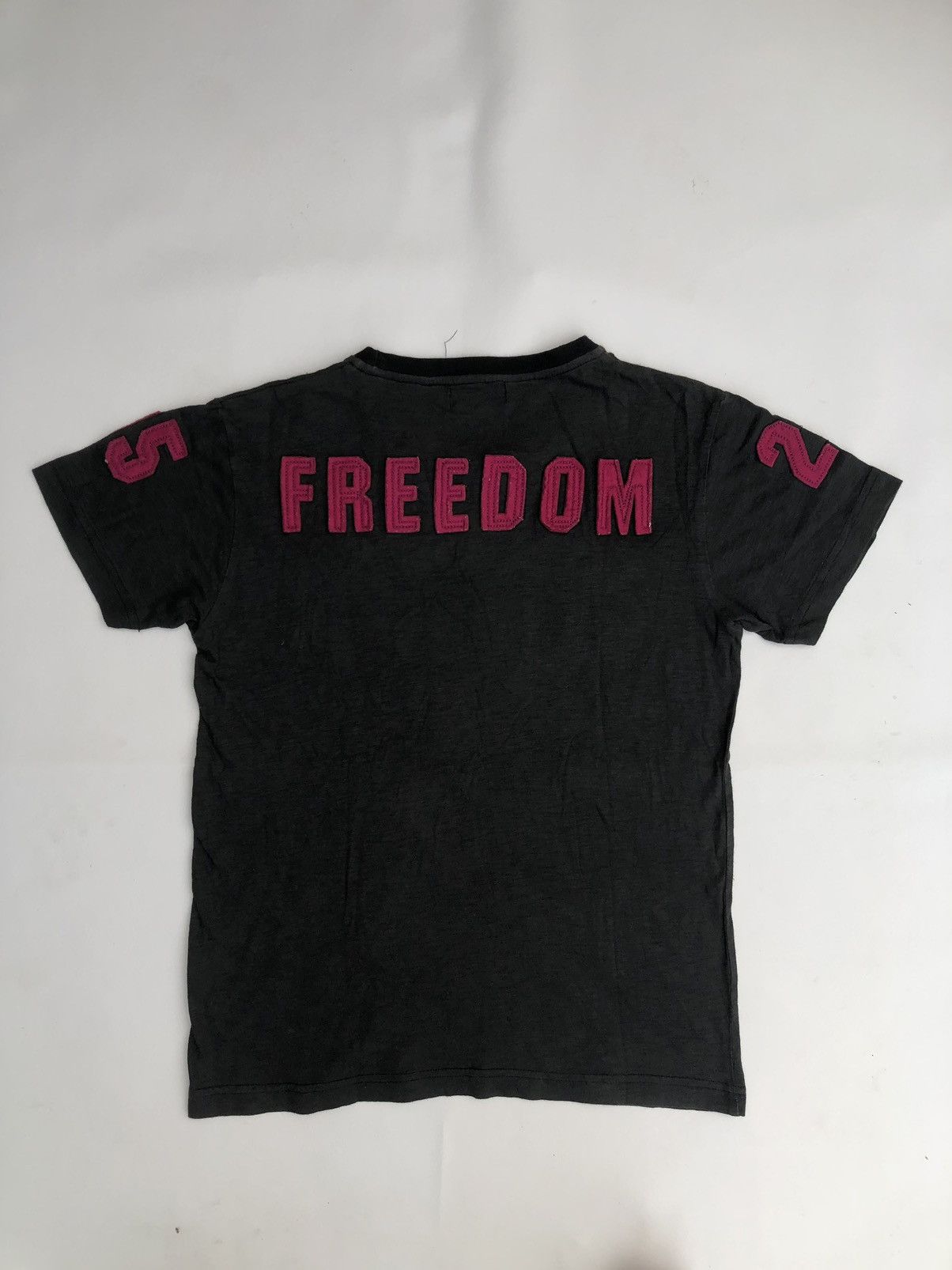 Beauty Beast Japanese Gothic Poem 291295 Homme Rock Punk Style Size US M / EU 48-50 / 2 - 2 Thumbnail
