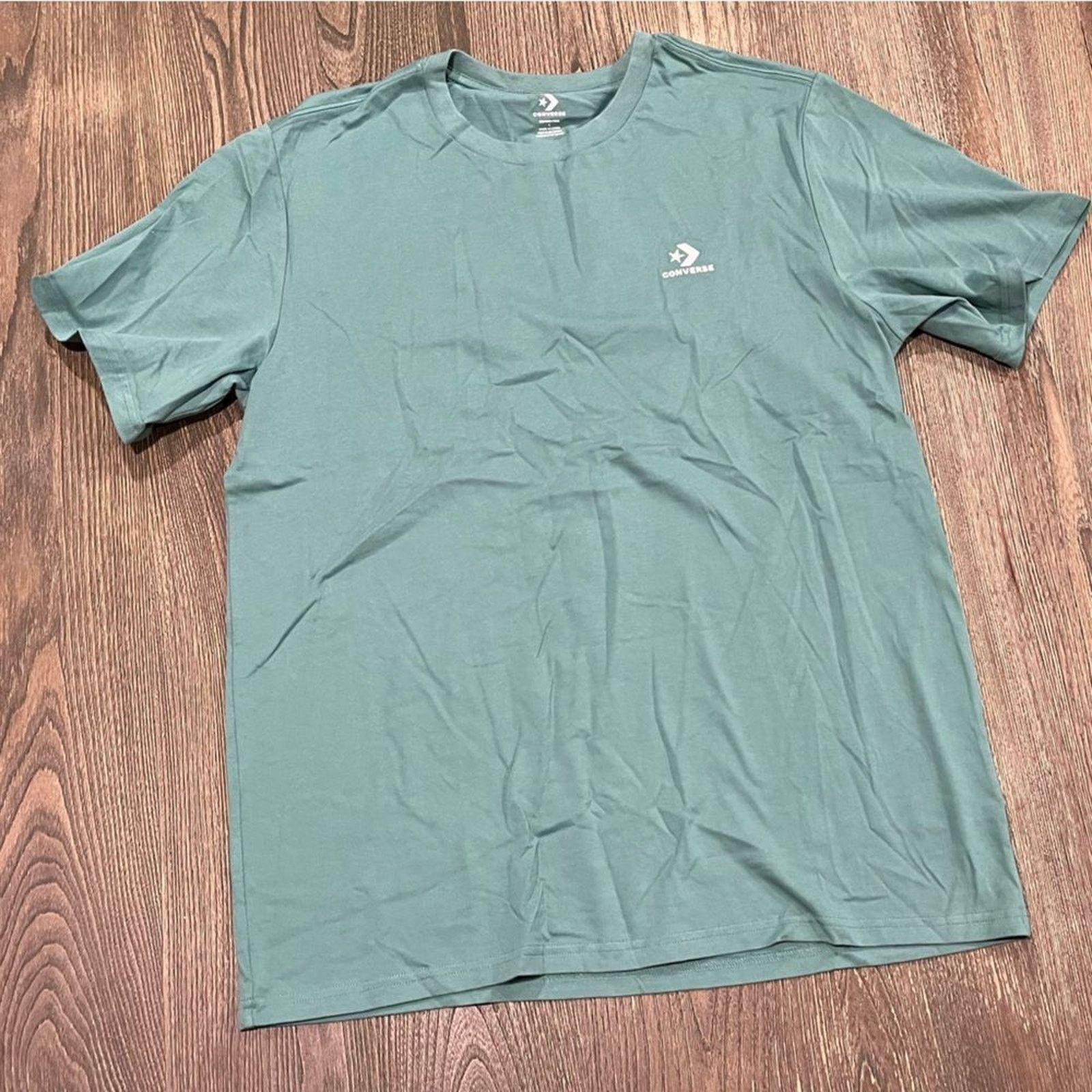 Converse NWOT Converse Go-To Embroidered Star Chevron T-Shirt Size L Size US L / EU 52-54 / 3 - 1 Thumbnail