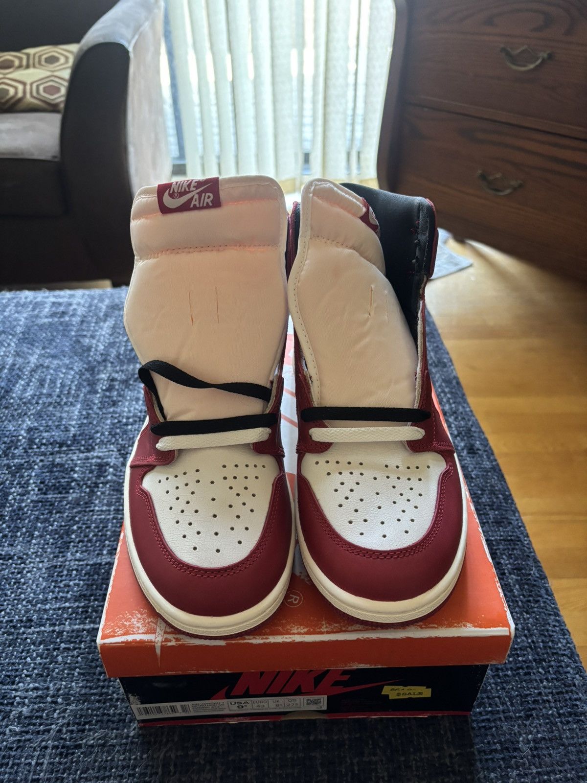 Jordan Brand Jordan 1 Lost and Found Size US 9.5 / EU 42-43 - 6 Thumbnail