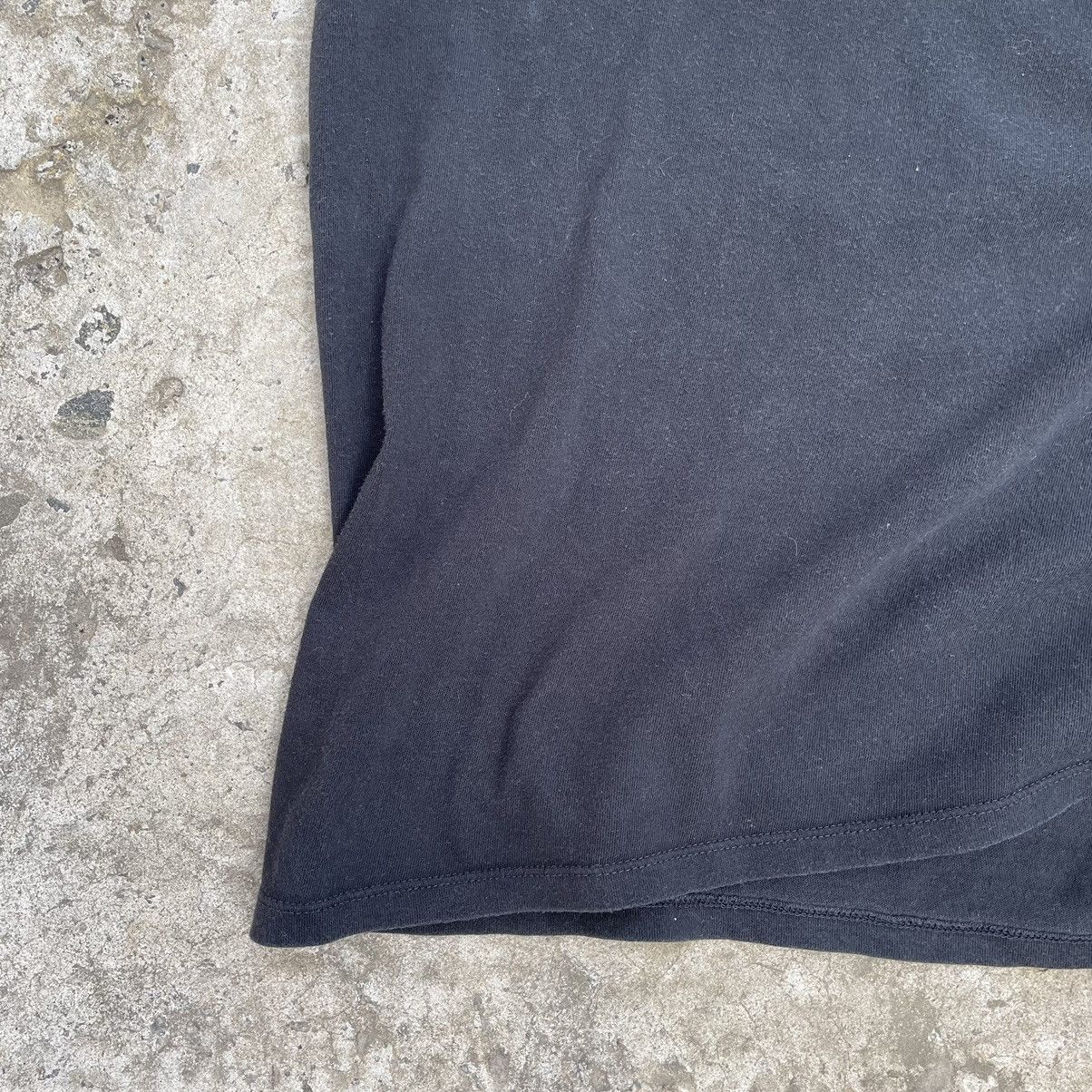 Vintage Vintage T-shirts Nike Air Sickness Big Logo Y2K 00s Size US S / EU 44-46 / 1 - 6 Thumbnail