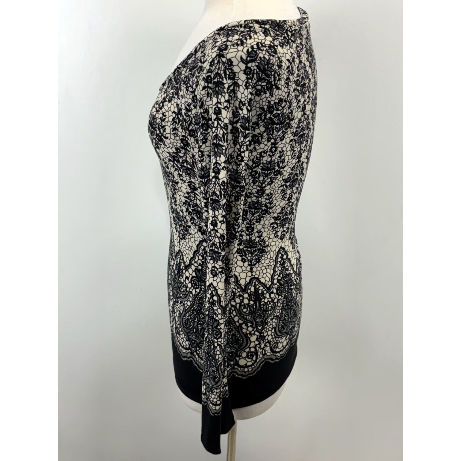 Norma Kamali Norma Kamali Lace Print Top Shirt Small Womens Tan Black Stretch Scoop Neck Womens Size S / US 4 / IT 40 - 2 Thumbnail
