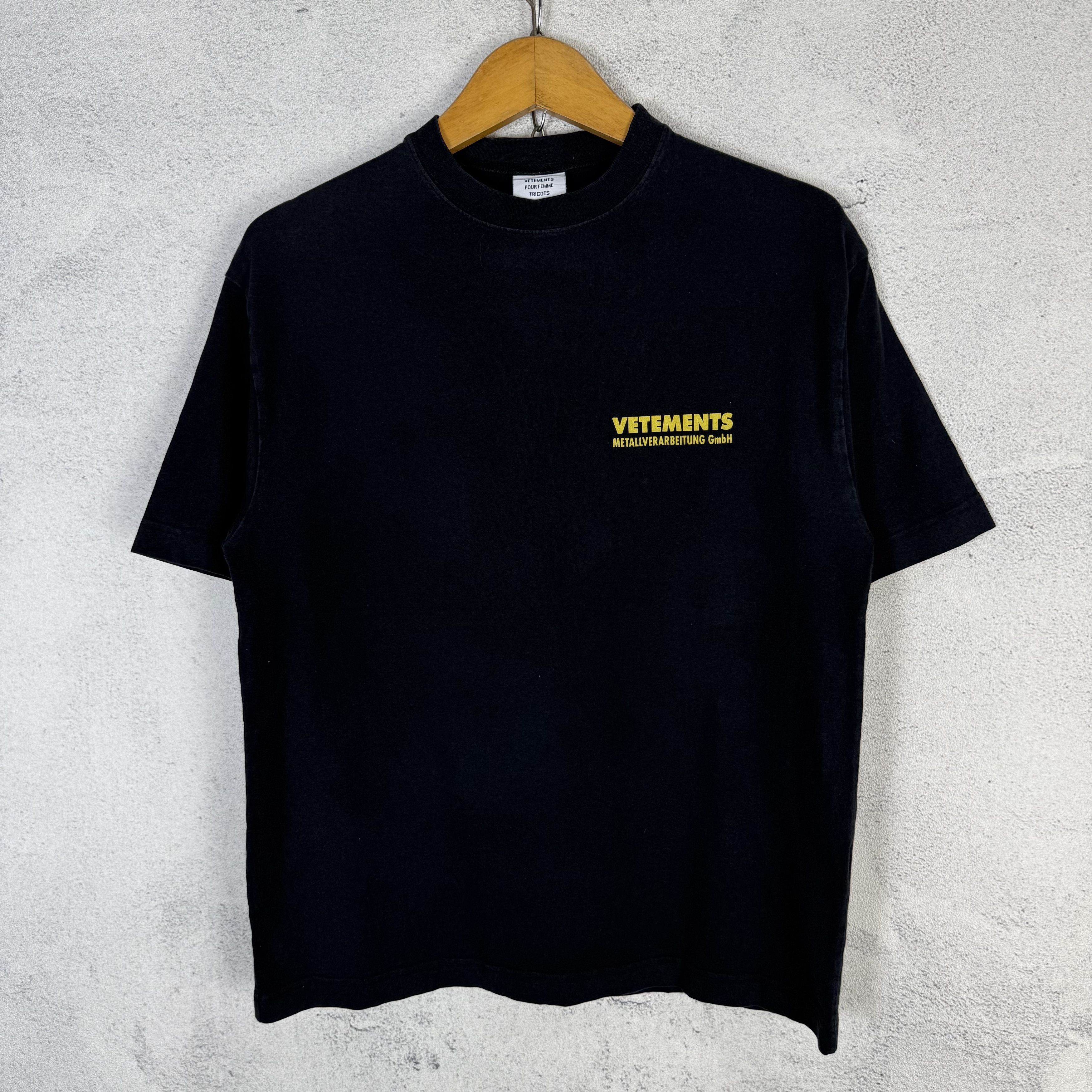 Vetements Vetements SS18 METALLVERARBEITUNG Tshirt Size US XS / EU 42 / 0 - 4 Thumbnail