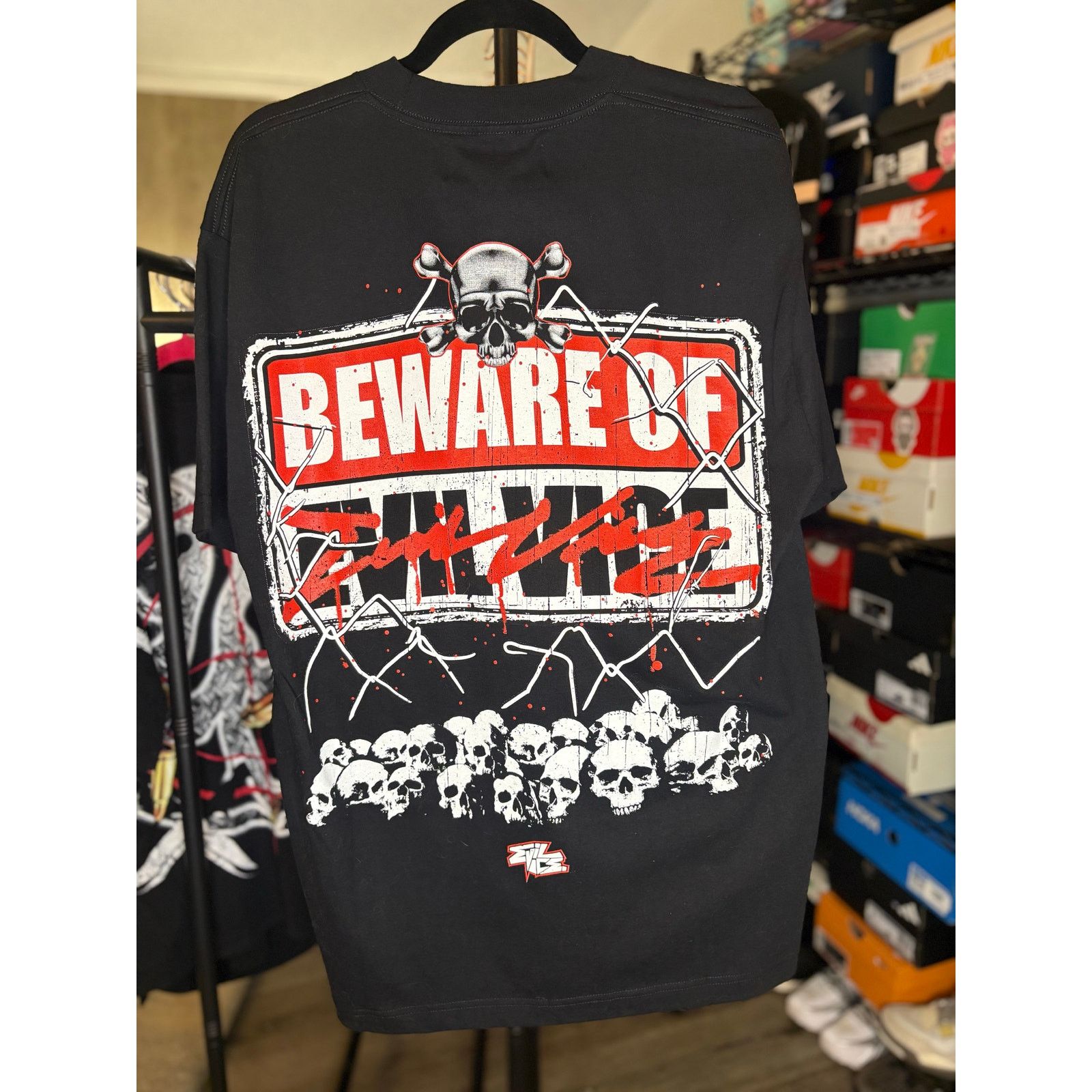 Other NWT Sz. L - Men's Evil Vice "Beware of Evil Vice" Tee (Blk) Size US L / EU 52-54 / 3 - 2 Thumbnail
