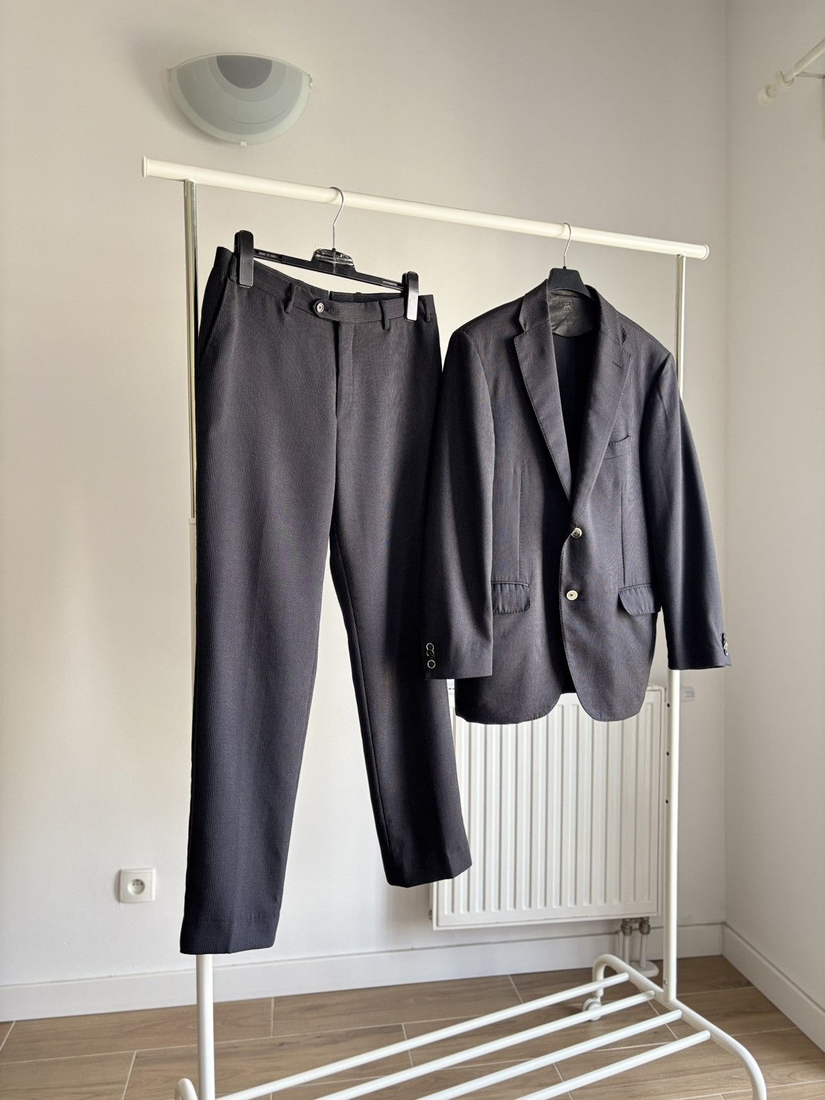Corneliani Corneliani Leader Black Super 150s Wool Suit Size 40R - 2 Thumbnail
