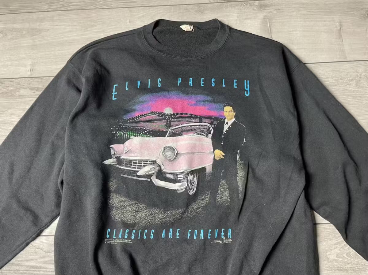 Band Tees Vintage Elvis presley sweatshirt 1992 band tee size XXLARGE Size US XXL / EU 58 / 5 - 3 Thumbnail