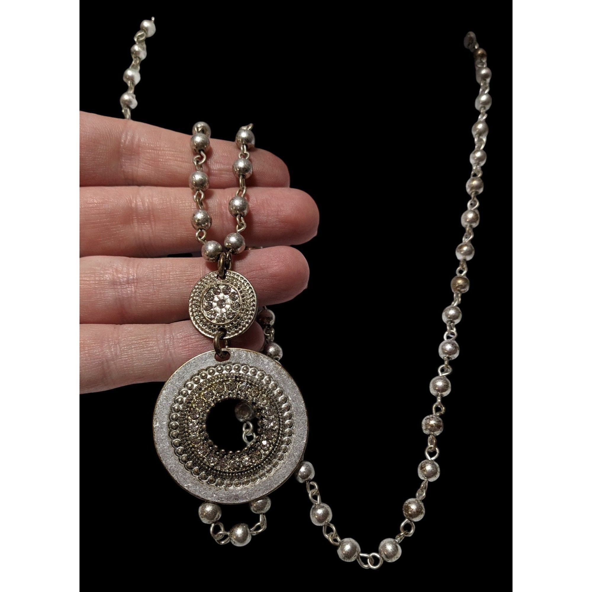 Jessica Simpson Y2K Rhinestone Floral Jessica Simpson Medallion Necklace Size ONE SIZE - 4 Thumbnail
