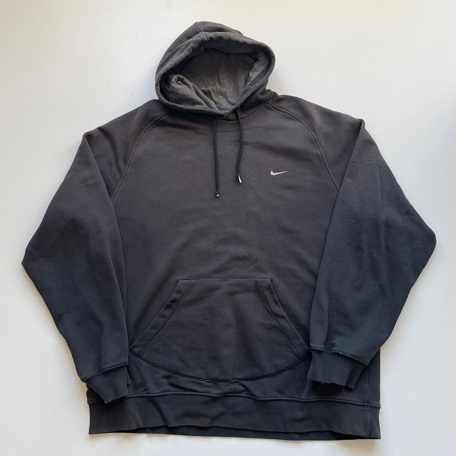 Nike Vintage Y2K Nike Swoosh Hoodie XL Sun Faded Black Rare Size US XL / EU 56 / 4 - 1 Thumbnail