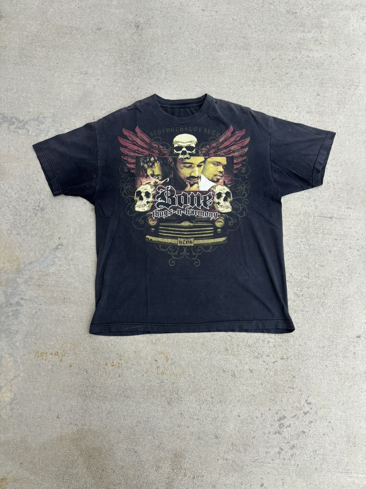 Rap Tees Vintage 90s/2000s Bone Thugs N Harmony Rap T Shirt Size US XL / EU 56 / 4 - 1 Thumbnail