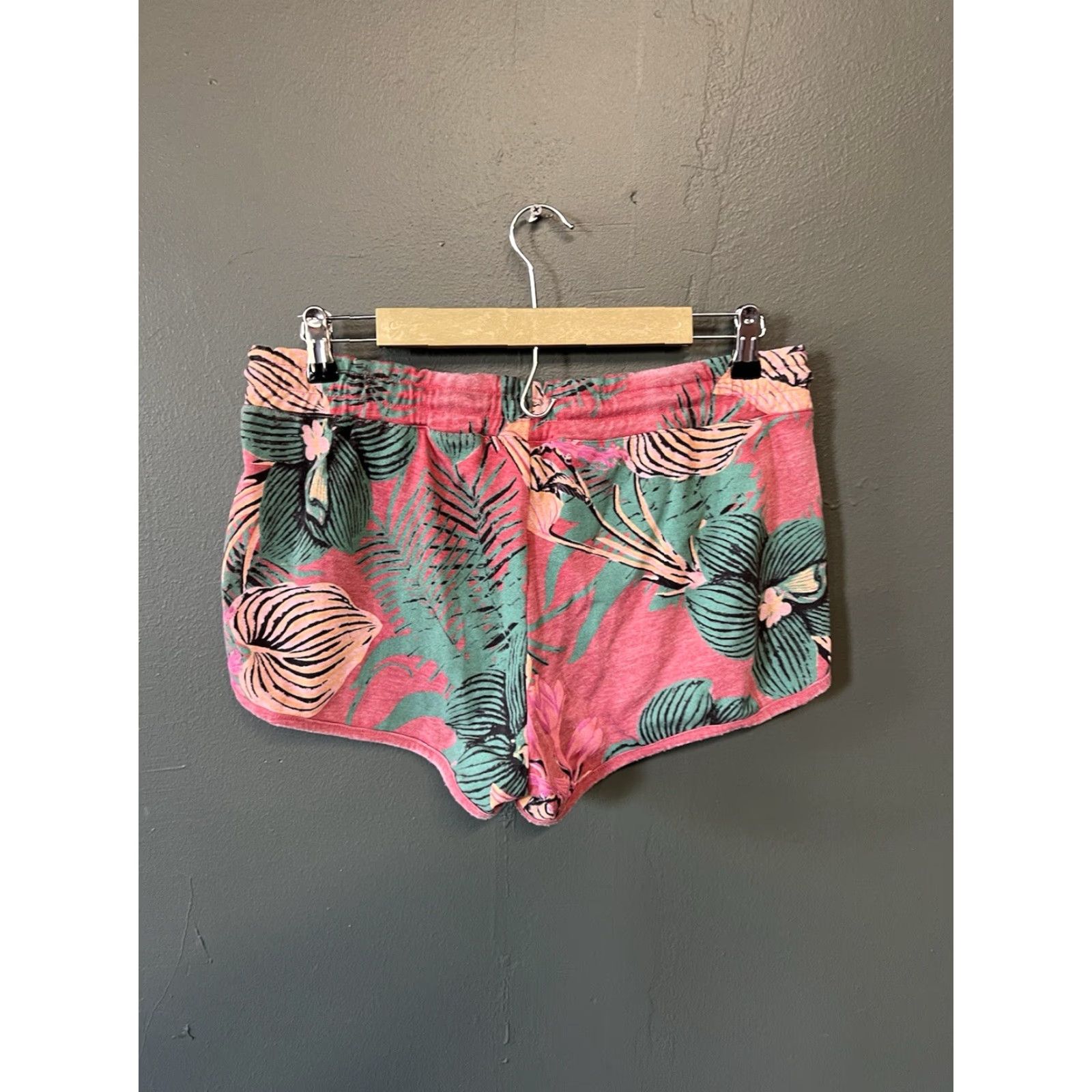 Vintage Roxy Shorts Size Large Pink Floral Cotton Size 36" / US 14 / IT 50 - 2 Thumbnail