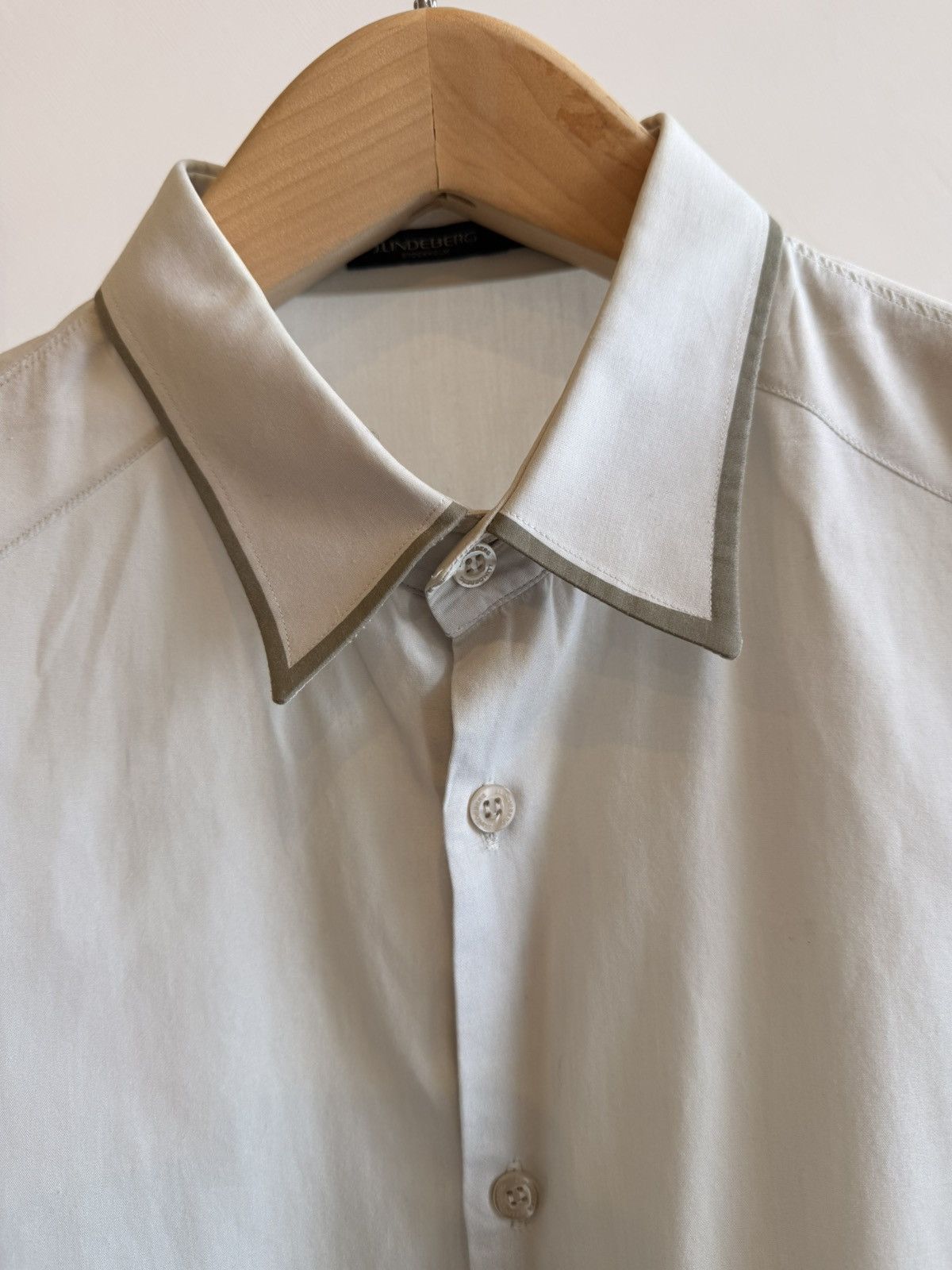 J.Lindeberg J.Lindeberg Light Grey Buttondown Shirt Size 50 Size US M / EU 48-50 / 2 - 4 Thumbnail