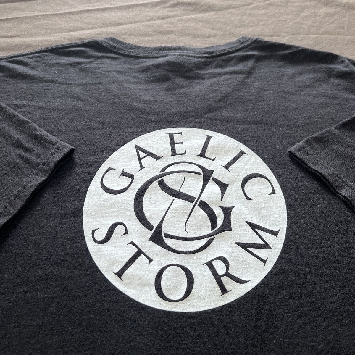 Band Tees Vintage Y2K Gaelic Storm Celtic Rock Promo Tee XL Size US XL / EU 56 / 4 - 1 Thumbnail