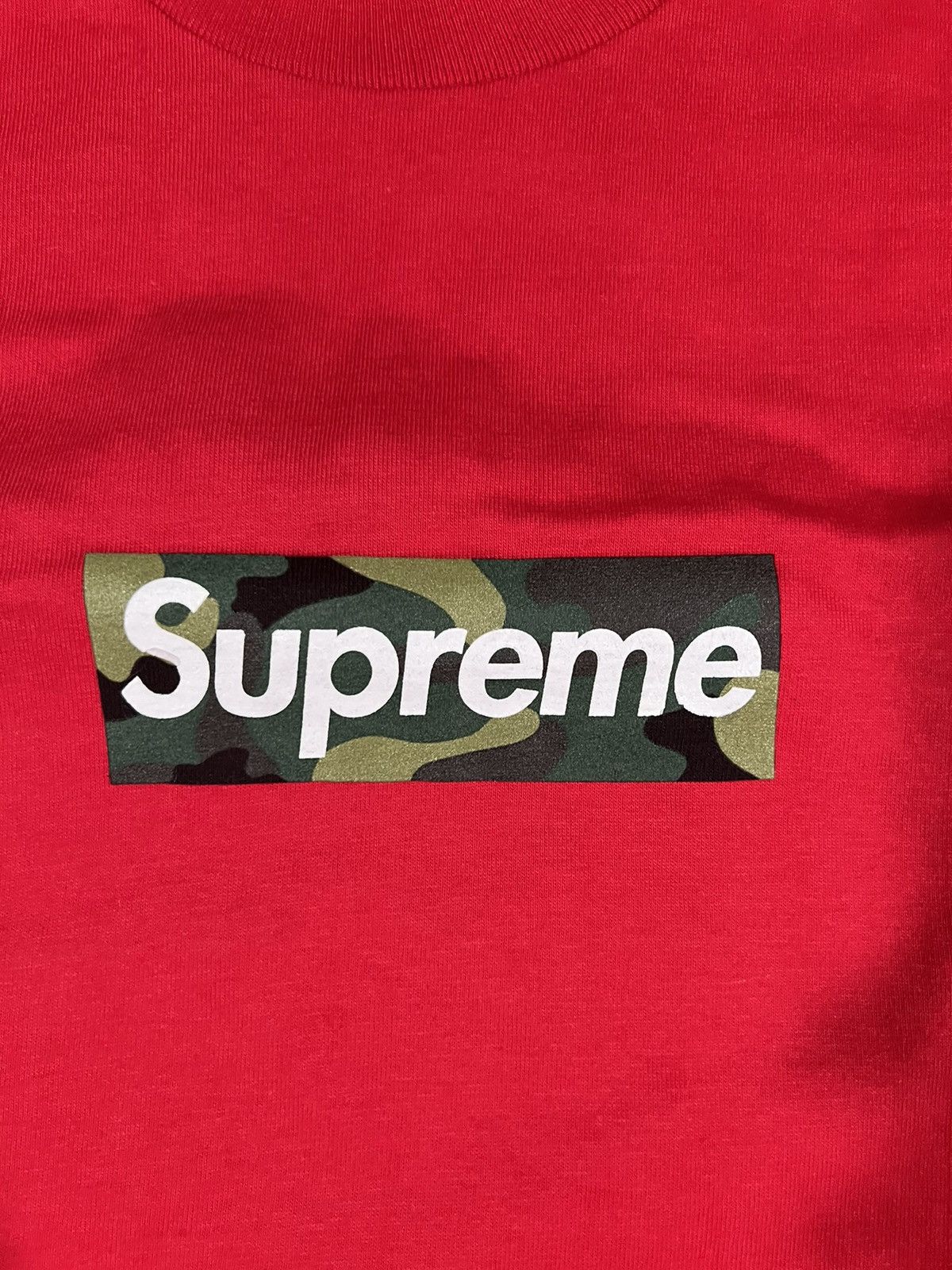 Hypebeast × Supreme Supreme Camo Box Logo Shirt Size US L / EU 52-54 / 3 - 2 Thumbnail