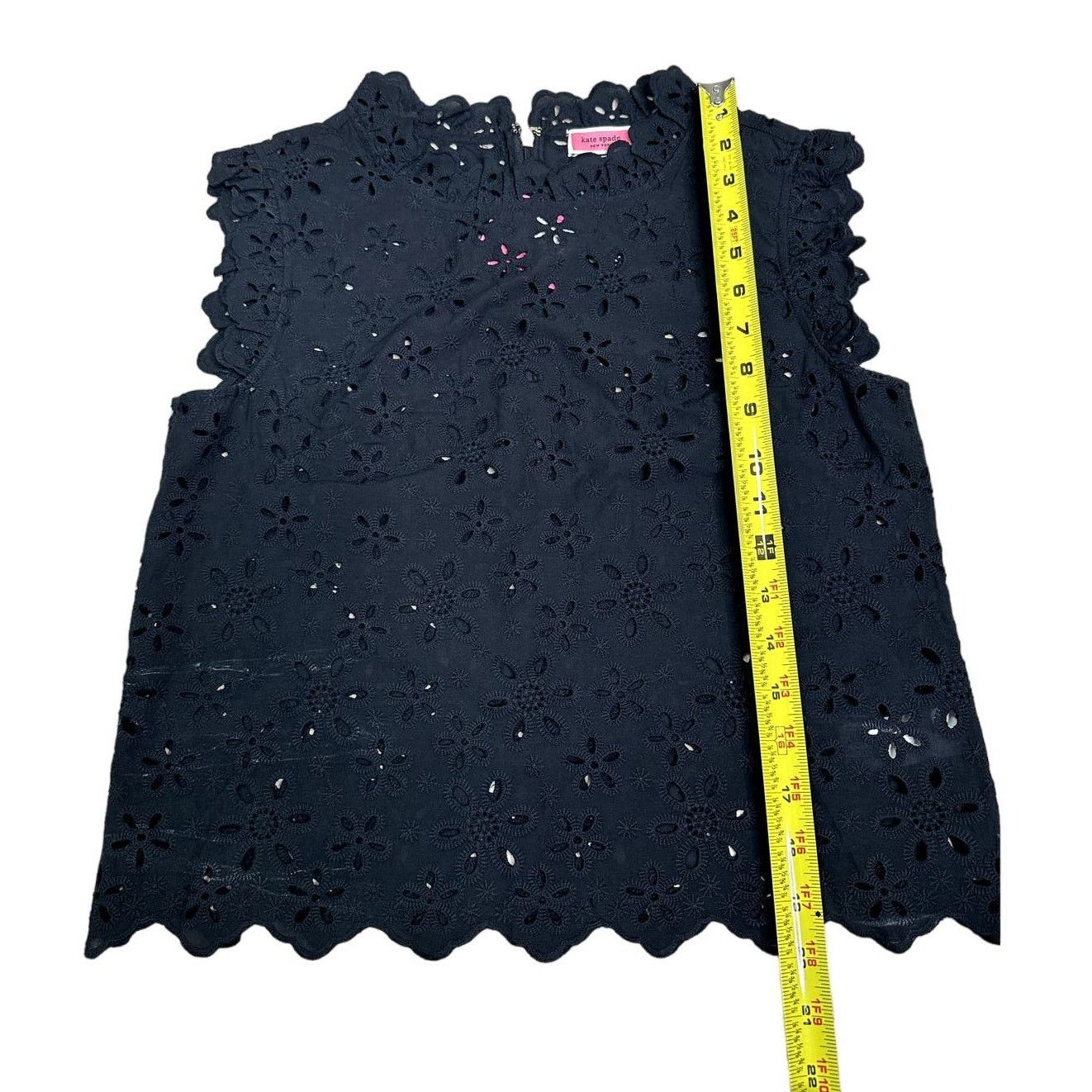 Kate Spade Kate Spade Daisy Eyelet Top size 2 Black Size XS / US 0-2 / IT 36-38 - 9 Thumbnail
