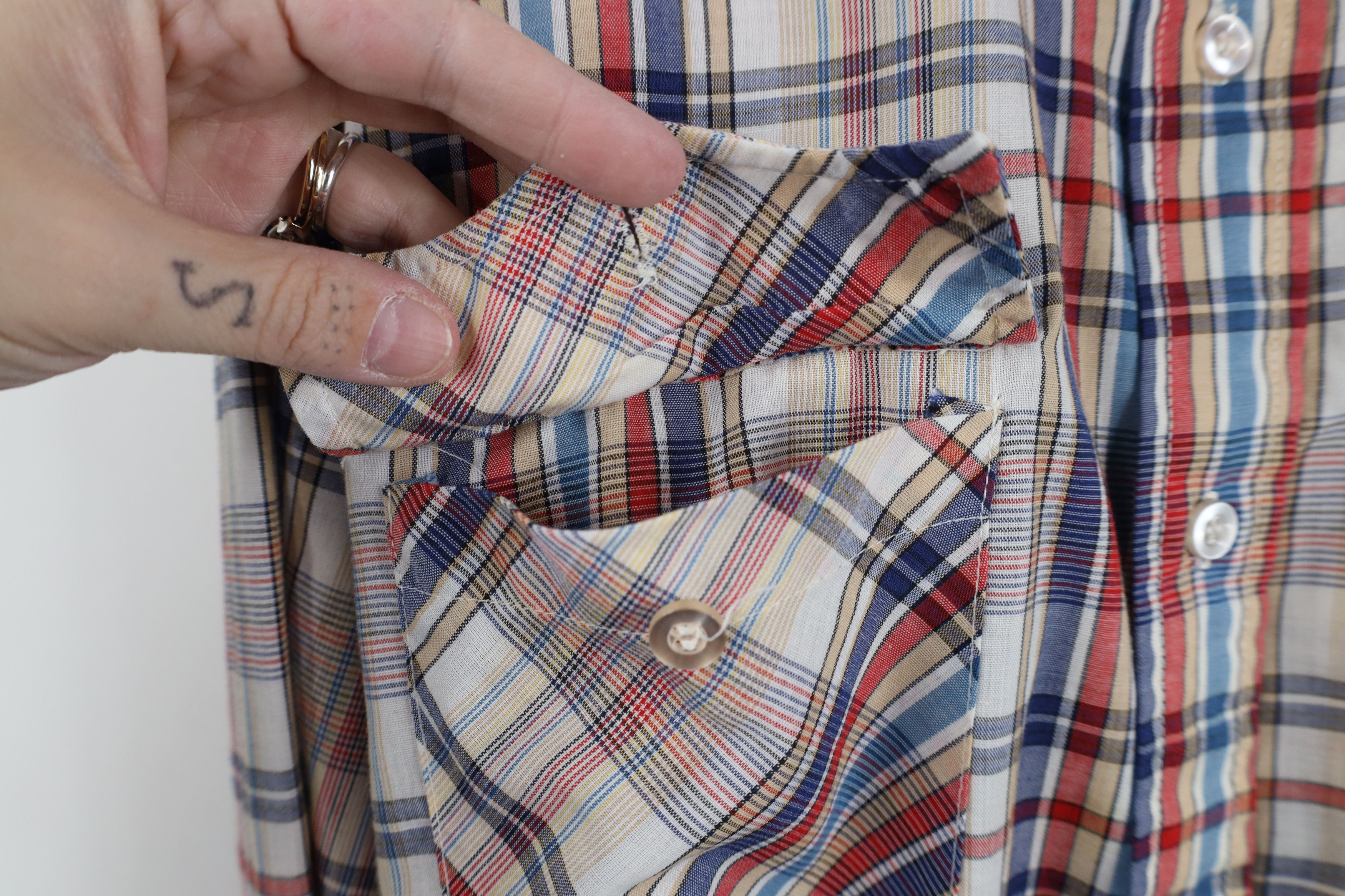 Levi's Vintage 70s 80s Levis Rainbow Collared Button Shirt USA Size US L / EU 52-54 / 3 - 5 Thumbnail