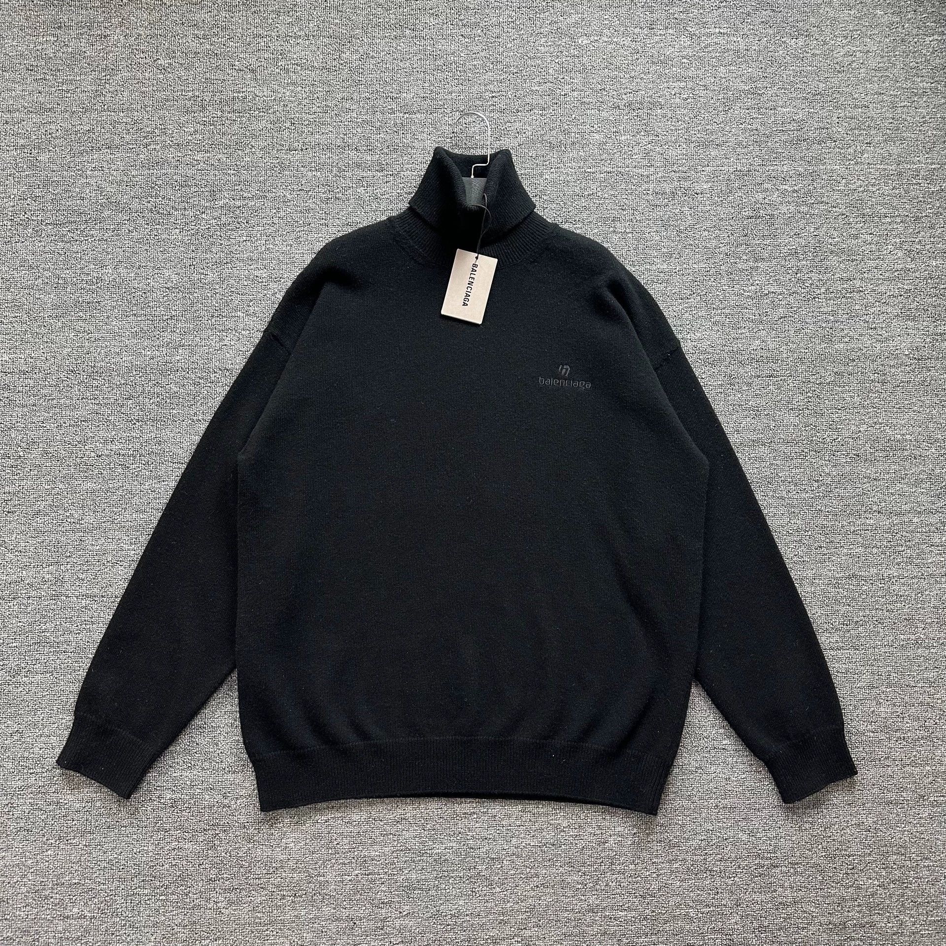Balenciaga Balenciaga High Collar Logo Sweater Size US M / EU 48-50 / 2 - 1 Thumbnail