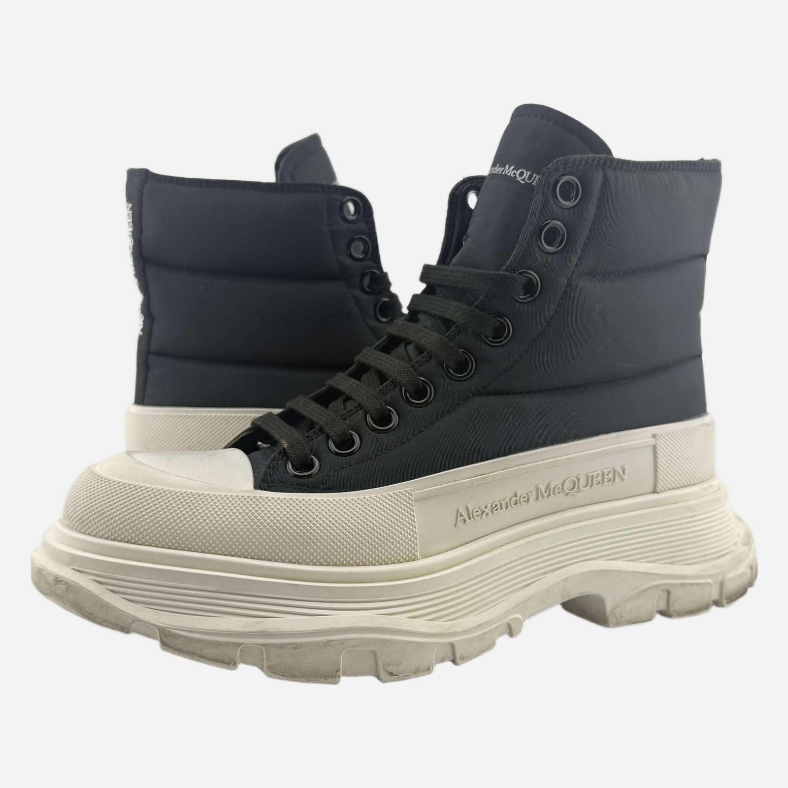 Alexander McQueen Alexander McQueen Tread Slick Boots Black White 37EU Size US 7 / EU 40 - 1 Thumbnail