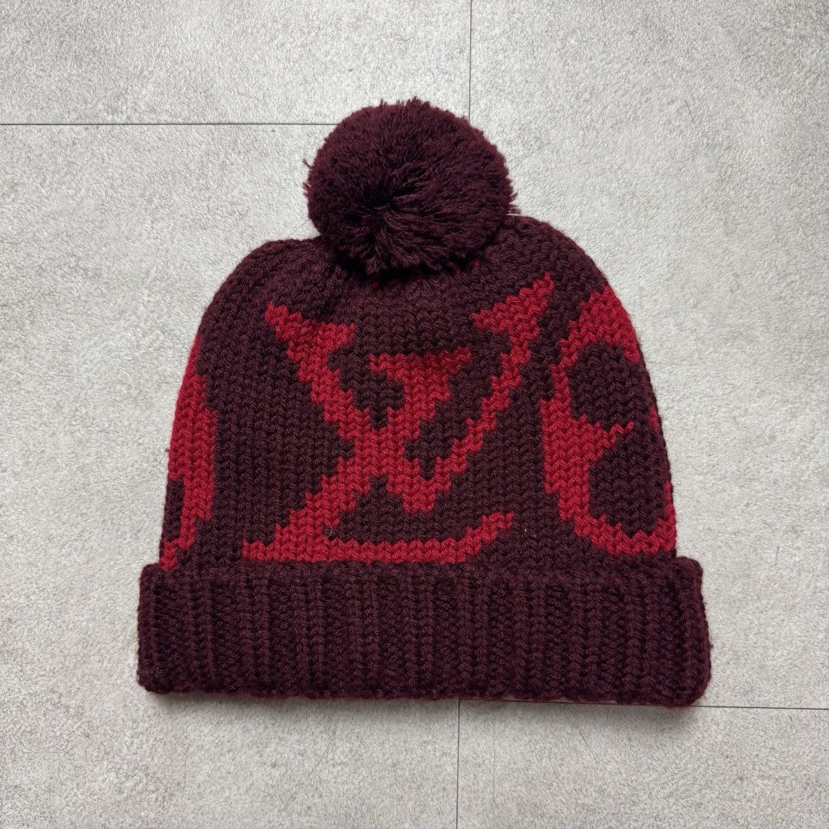 Louis Vuitton Louis Vuitton LV Ponpon Knit Beanie Hat Size ONE SIZE - 1 Thumbnail