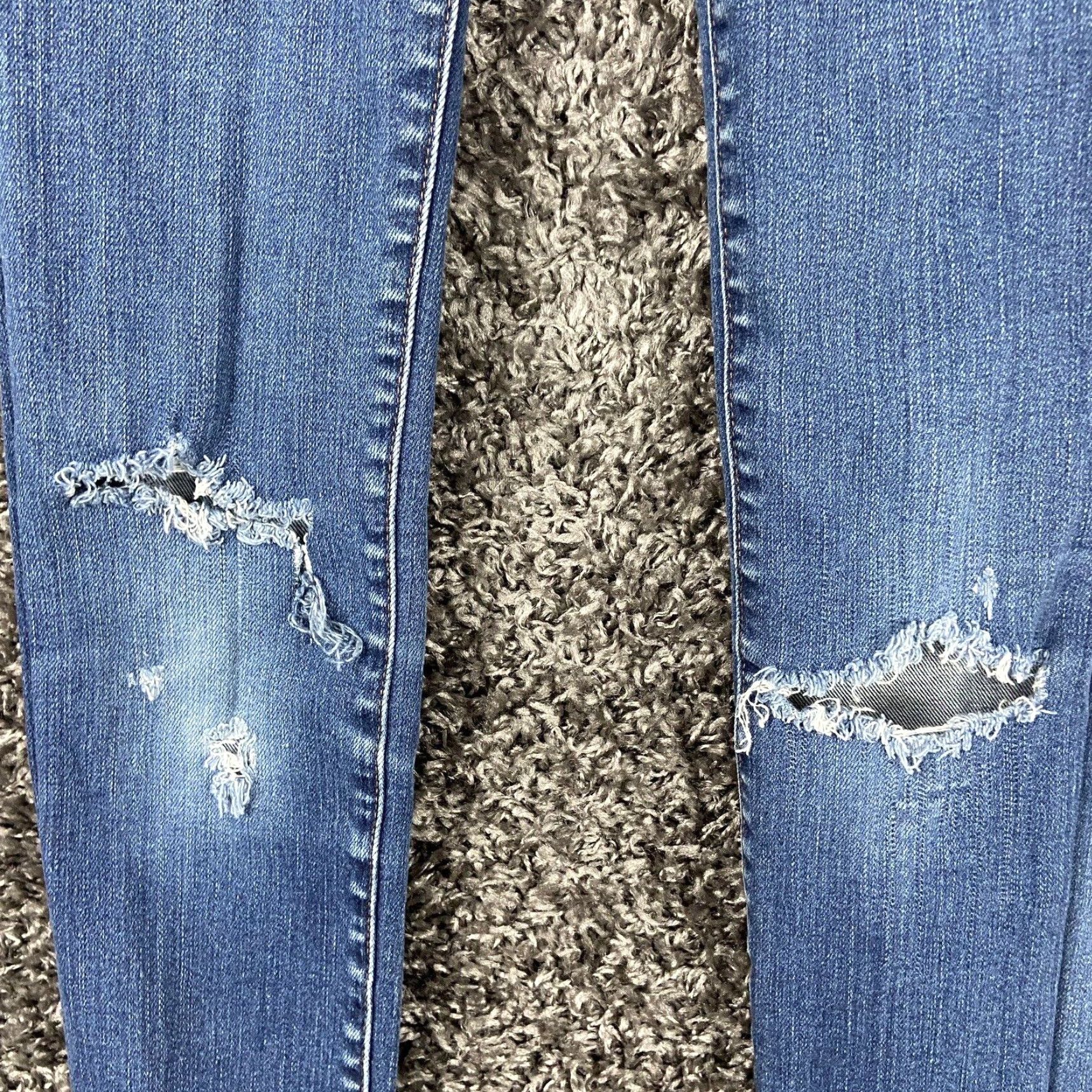 Madewell VINTAGE? [Wait] Madewell High Rise Skinny Jeans Women 24 Blue Distressed Adult Womens Skinny Jeans 24 Blue Distressed Size 42" / US 20 - 3 Thumbnail
