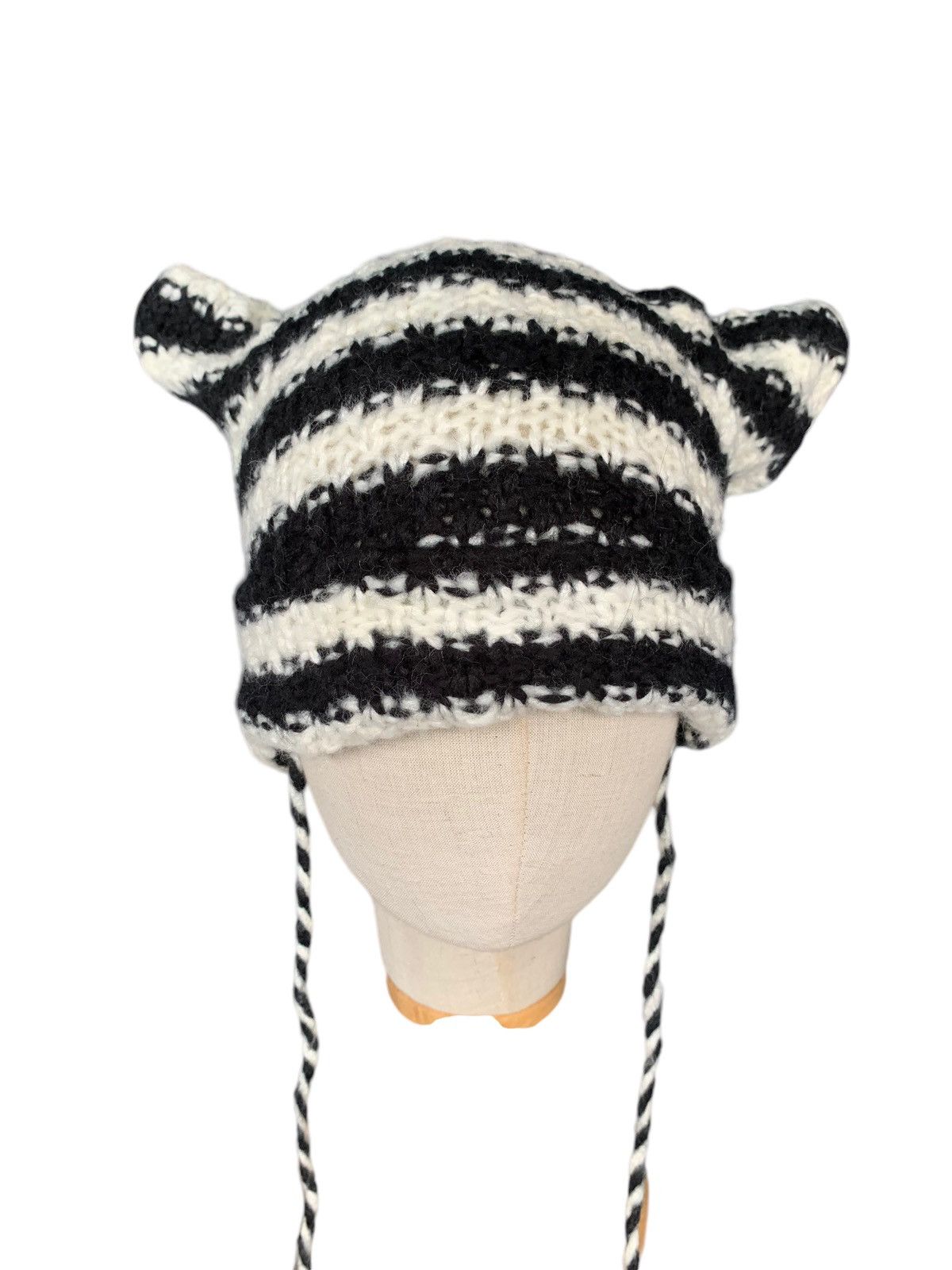 Japanese Brand × Kapital × Vintage Stripe Black And White Bunny Horn Devil Knitted Beanie Hats Size ONE SIZE - 4 Thumbnail