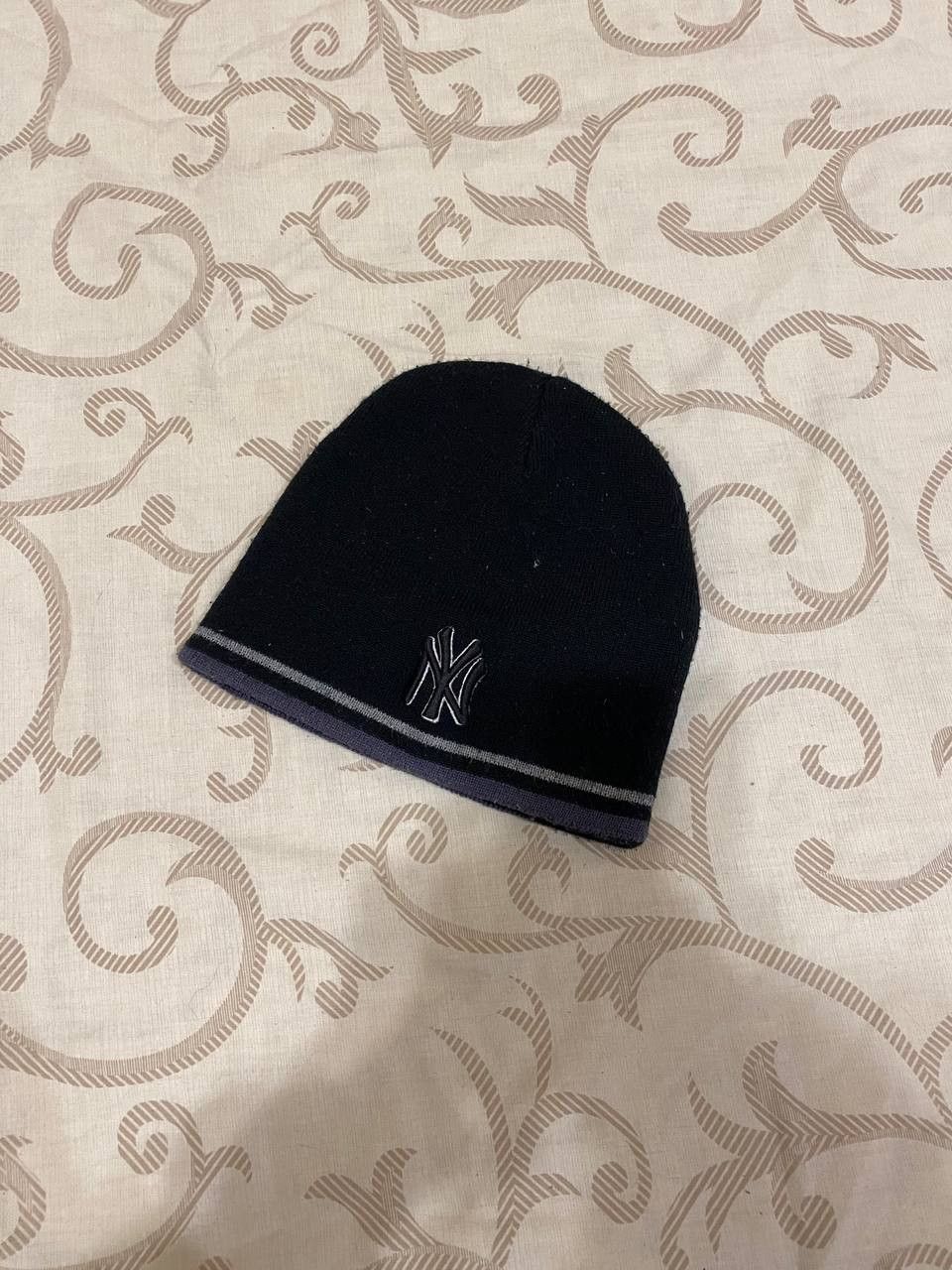New York Yankees New York Yankees Black Knit Beanie Skull Cap Hat Size ONE SIZE - 1 Thumbnail