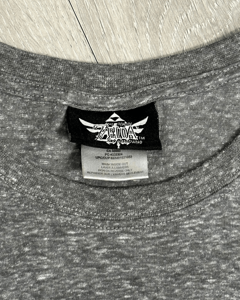 Nintendo 2016 Nintendo Legend of Zelda The Skyward Sword T-Shirt - L Size US L / EU 52-54 / 3 - 8 Thumbnail