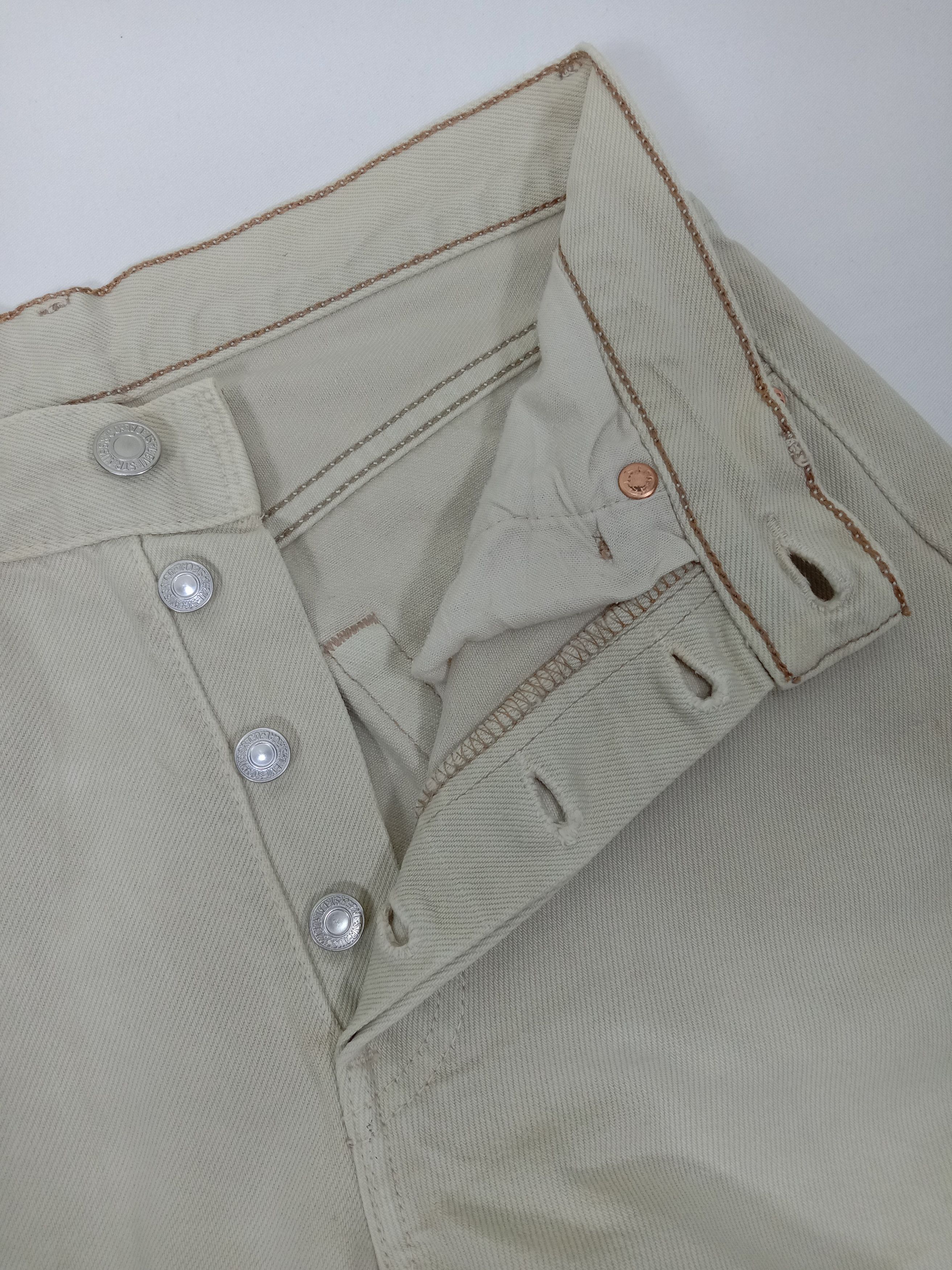 Levi's Vintage 90s Levi's 501 Jeans Buttons Fly Denim Size 26" / US 2 / IT 38 - 9 Thumbnail