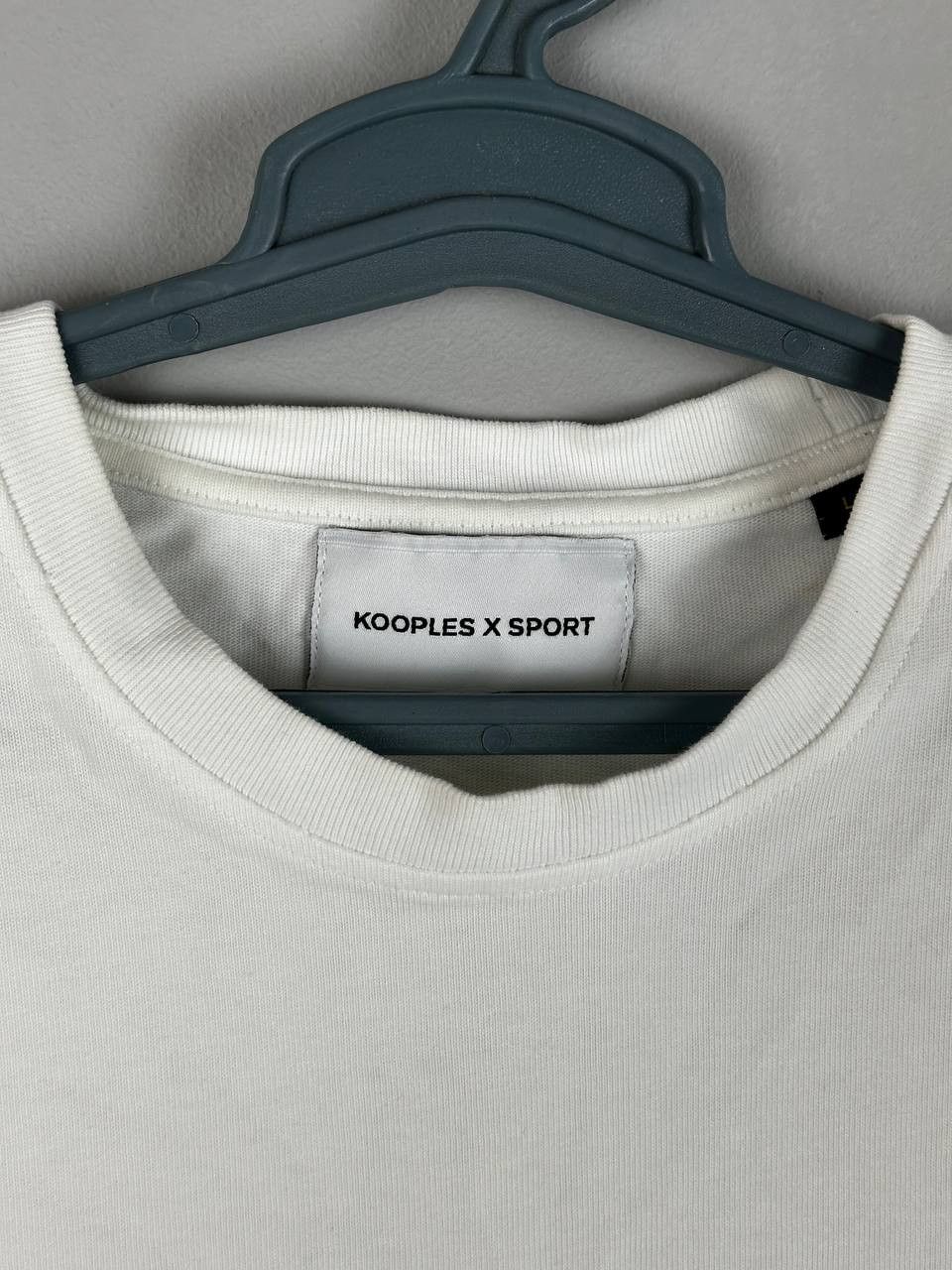 The Kooples The Kooples Streetwear White Basic T Shirt Size US L / EU 52-54 / 3 - 7 Thumbnail
