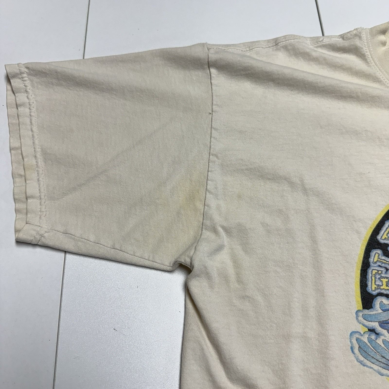 Vintage Vintage Electric Parrot Captain Morgans T Shirt Mens XL Size US XL / EU 56 / 4 - 5 Thumbnail