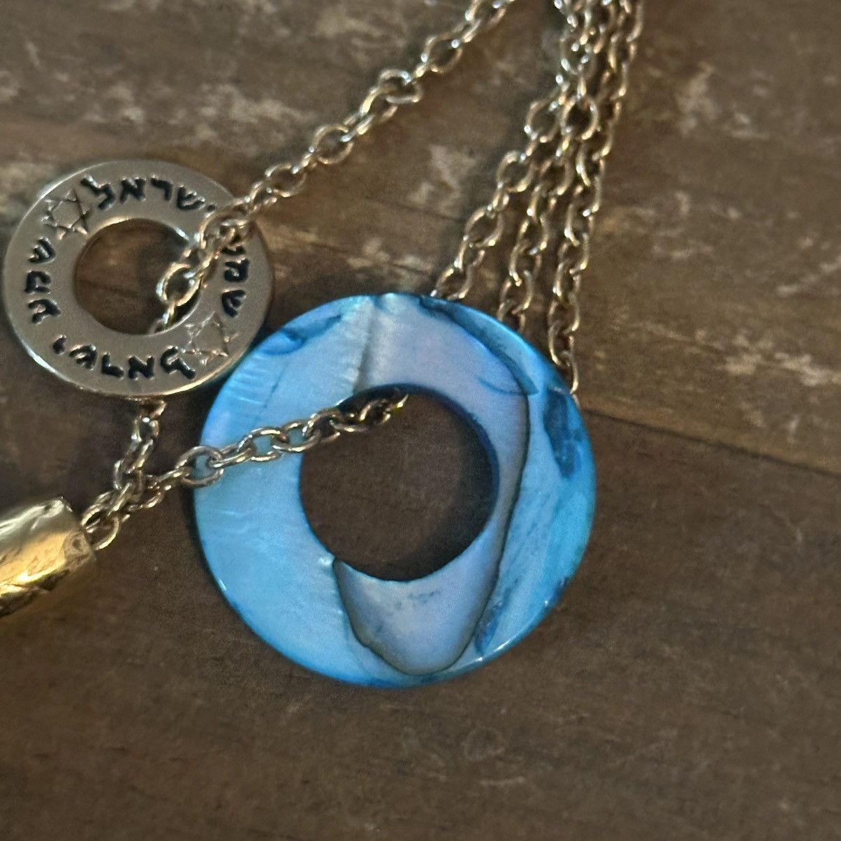 Other Gold tone abalone Hebrew pendant necklace Size ONE SIZE - 6 Thumbnail