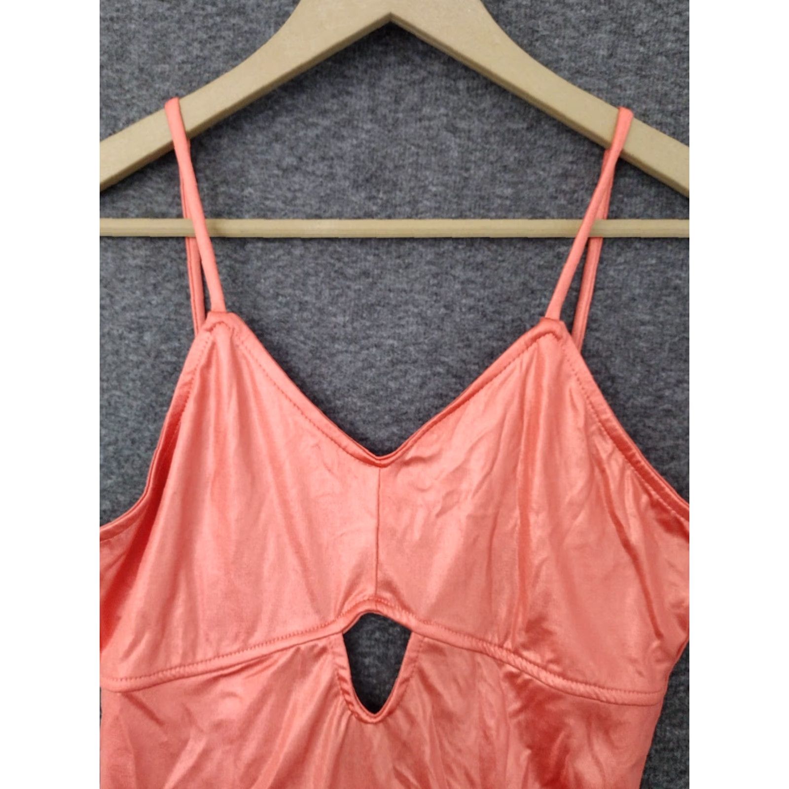 Vintage Codigo Women's One Piece Peach Keyhole Spaghetti Strap Swimsuit L Size ONE SIZE - 3 Thumbnail