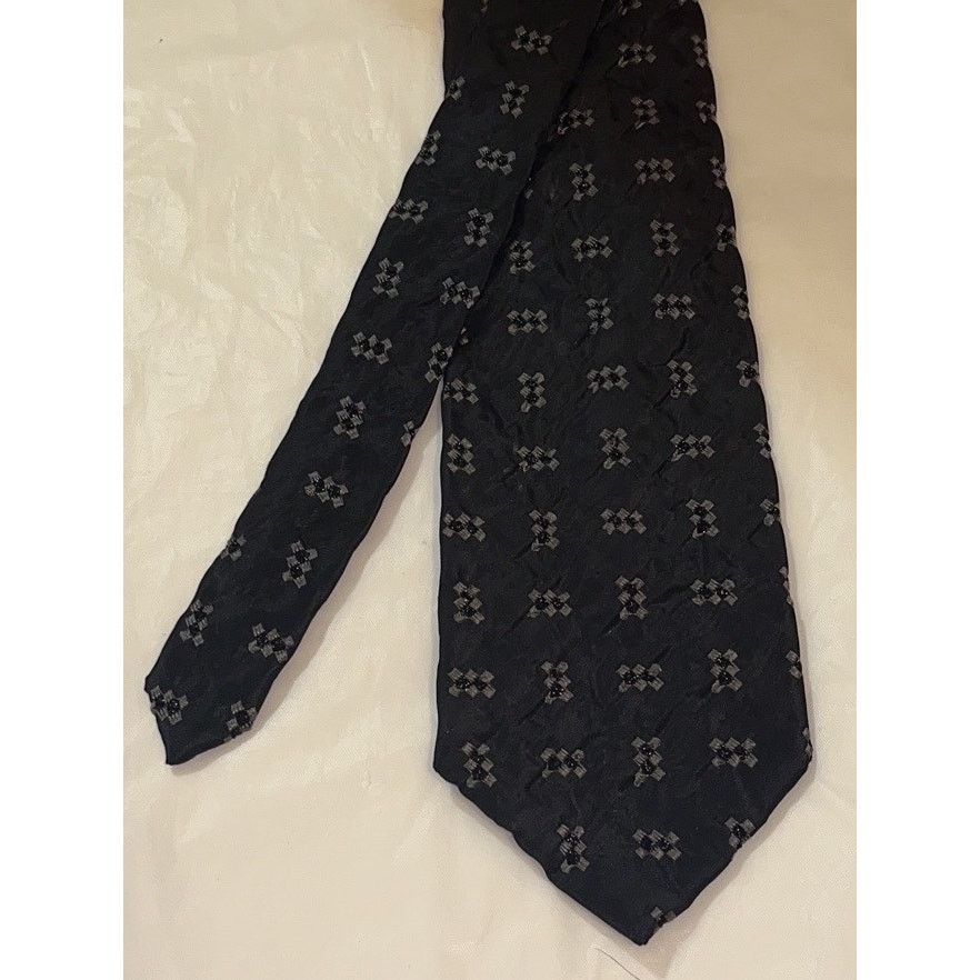Metropolitan View Metropolitan View Silk Tie - Black - Geometric Flowers Size ONE SIZE - 7 Thumbnail
