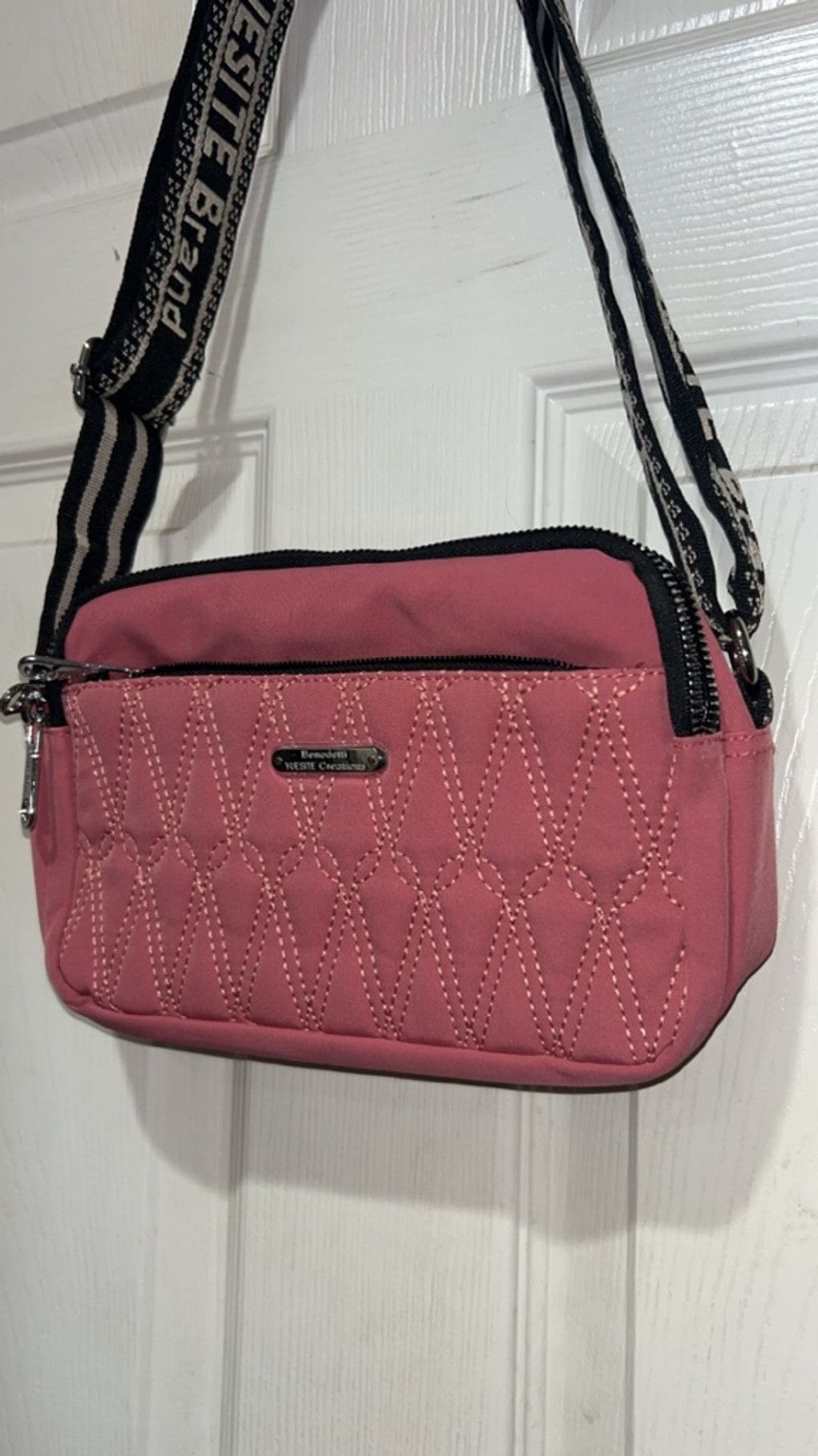 Other Women's Unbranded Pink Crossbody Bag One Size Size ONE SIZE - 1 Thumbnail
