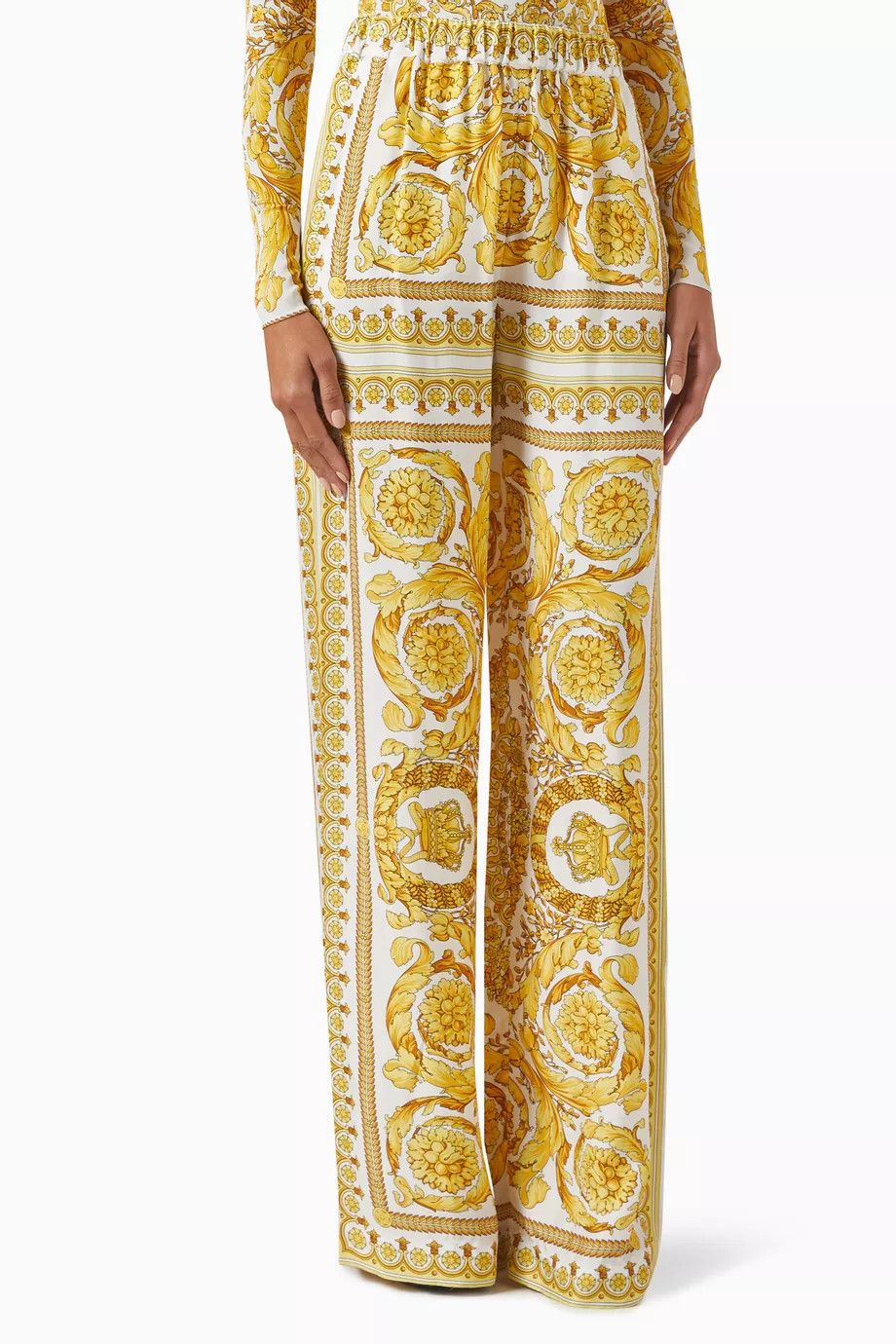 Versace o1y0226 Sweatpant in Multicolor Size 28" / US 6 / IT 42 - 1 Thumbnail