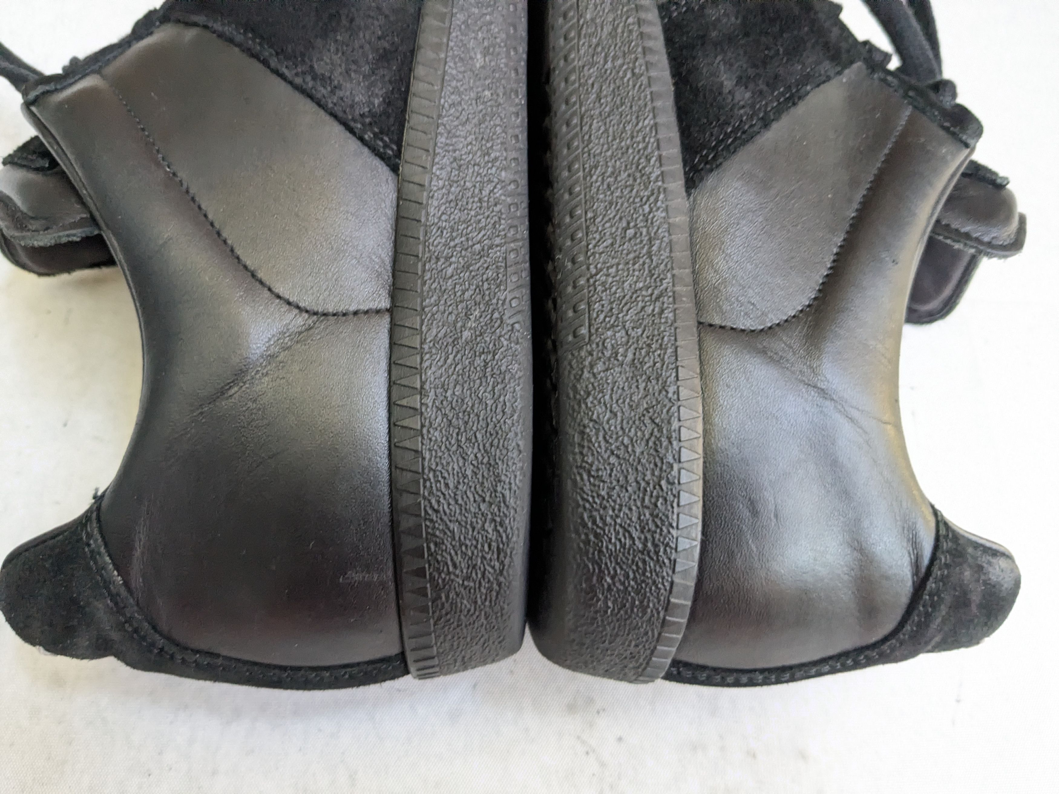 Maison Margiela Maison Margiela GAT Replica Black 9.5 42.5 Low Tops Size US 9.5 / EU 42-43 - 10 Thumbnail