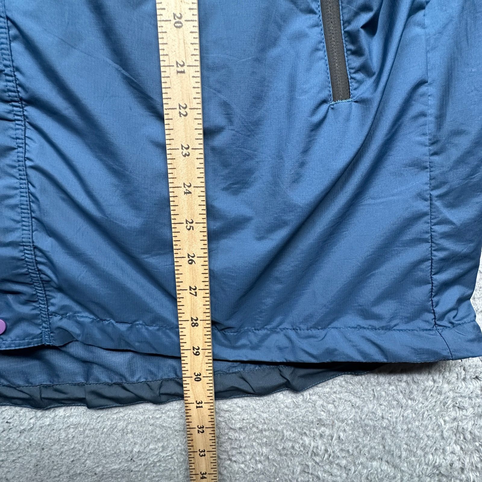 Patagonia Vintage Patagonia Essenshell 83661 Jacket Large Polyester Size US L / EU 52-54 / 3 - 5 Thumbnail