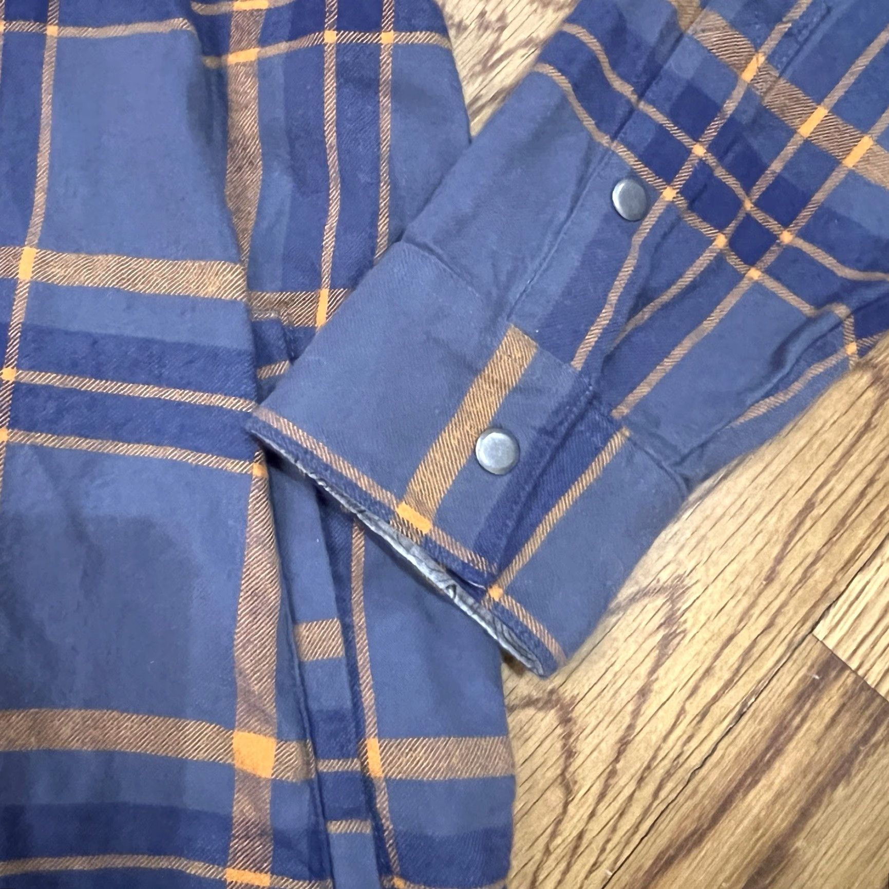 Vintage VINTAGE M & M Ski The East Flannel Hoodie Size Medium All Seasons Quilted Pullover Mens Size US M / EU 48-50 / 2 - 4 Thumbnail