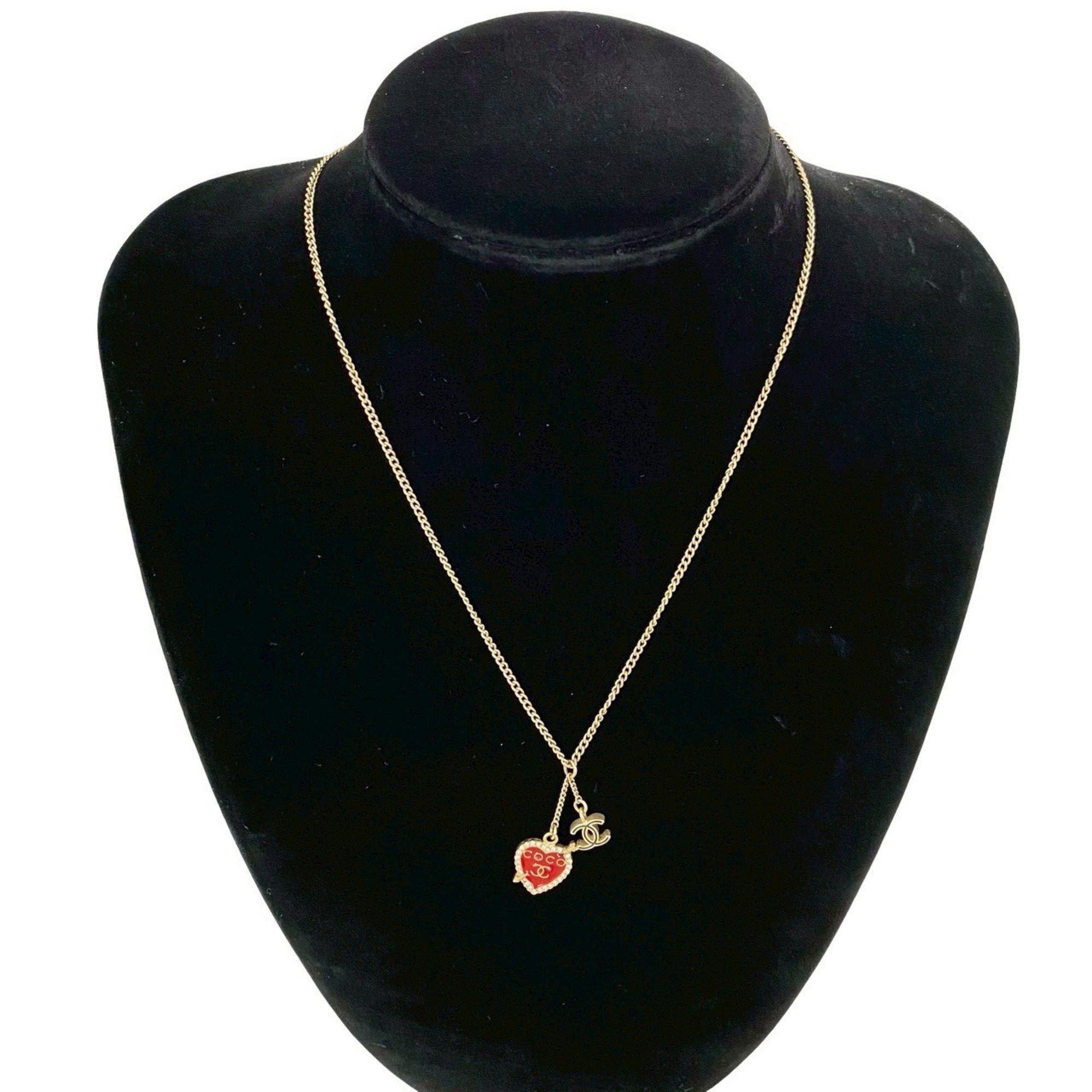 Chanel CHANEL Coco Mark Heart Motif Chain Necklace Pendant Gold 42706 Size ONE SIZE - 1 Thumbnail
