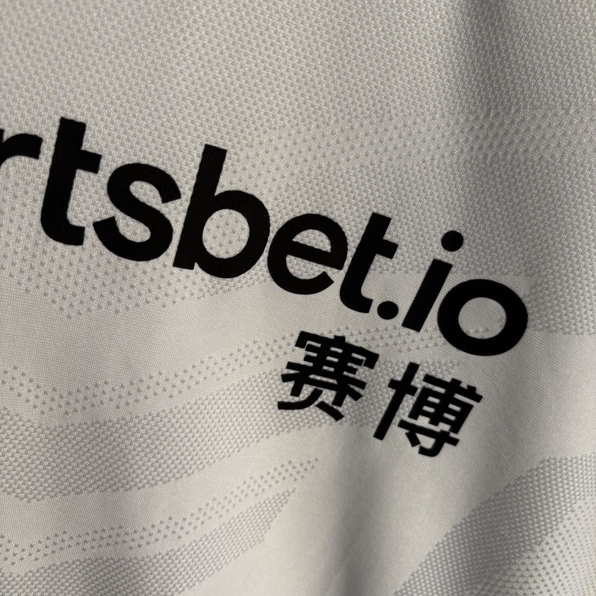 Other Watford 2020-21 Away Jersey Football Jersey Blokcore Style Size US XL / EU 56 / 4 - 4 Thumbnail