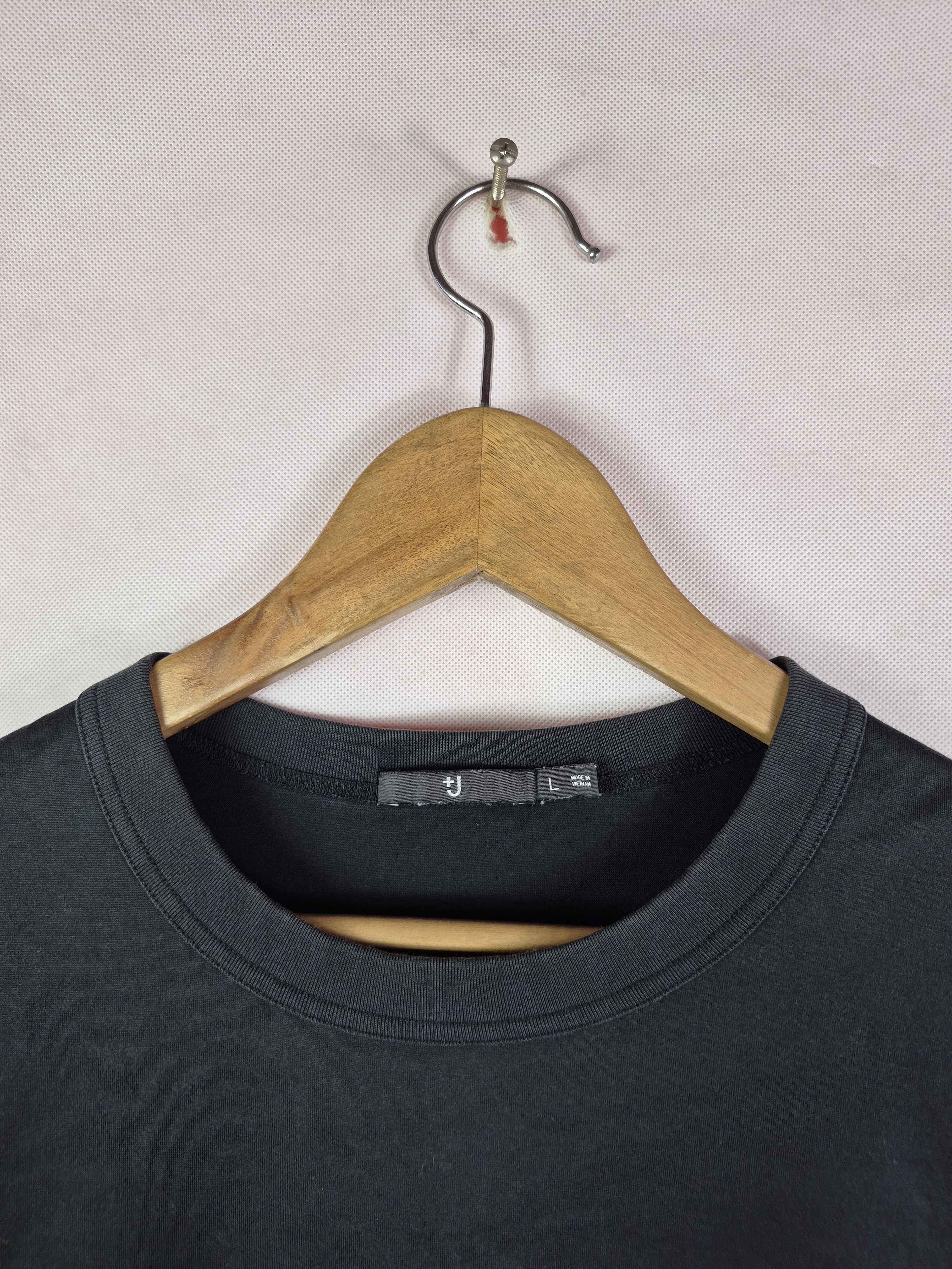 Jil Sander × Uniqlo 🔥 Uniqlo +J Jil Sander Black Plain Tee Size US L / EU 52-54 / 3 - 2 Thumbnail